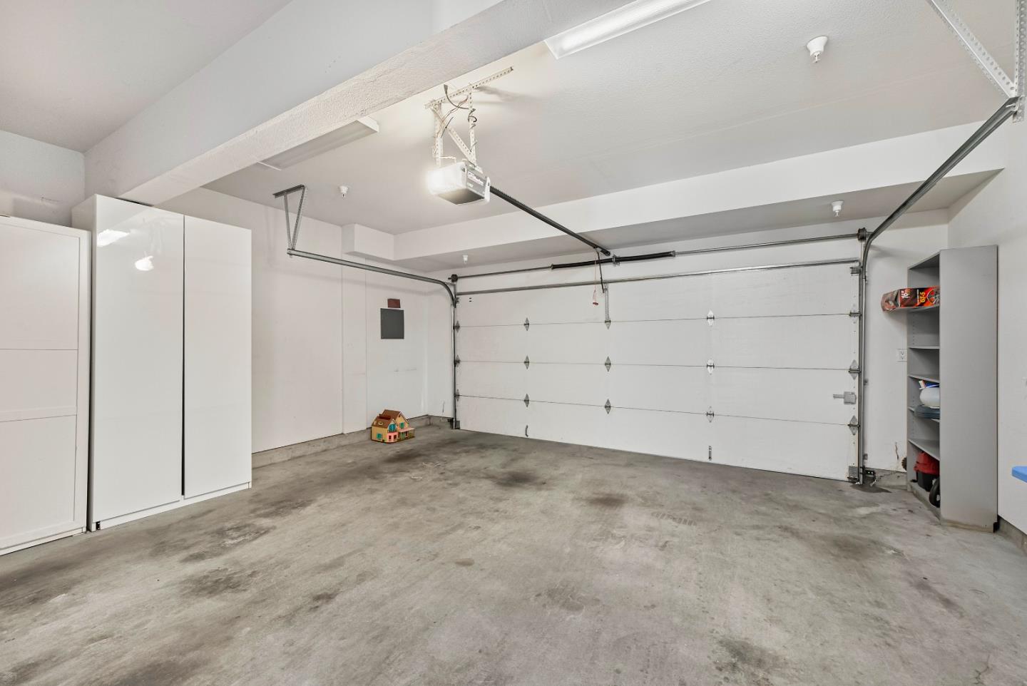 Detail Gallery Image 36 of 50 For 3180 Berryessa St, Palo Alto,  CA 94303 - 3 Beds | 3/1 Baths
