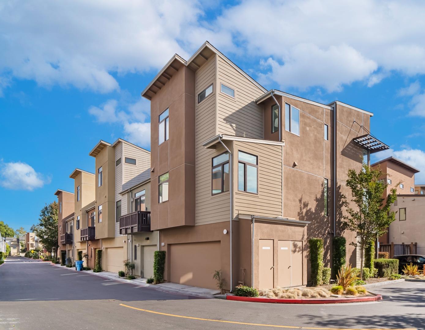 Detail Gallery Image 41 of 50 For 3180 Berryessa St, Palo Alto,  CA 94303 - 3 Beds | 3/1 Baths