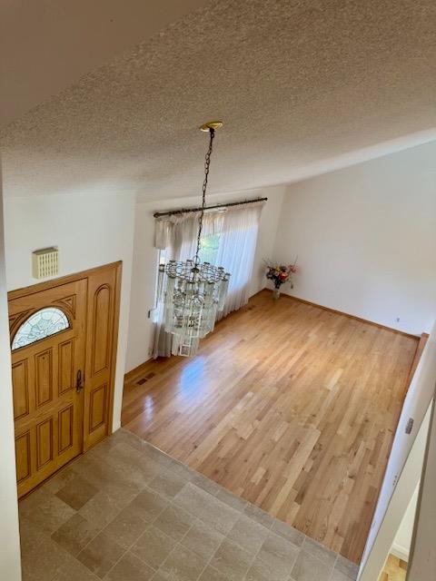Detail Gallery Image 7 of 27 For 1432 Montelegre Dr, San Jose,  CA 95120 - 3 Beds | 2/1 Baths