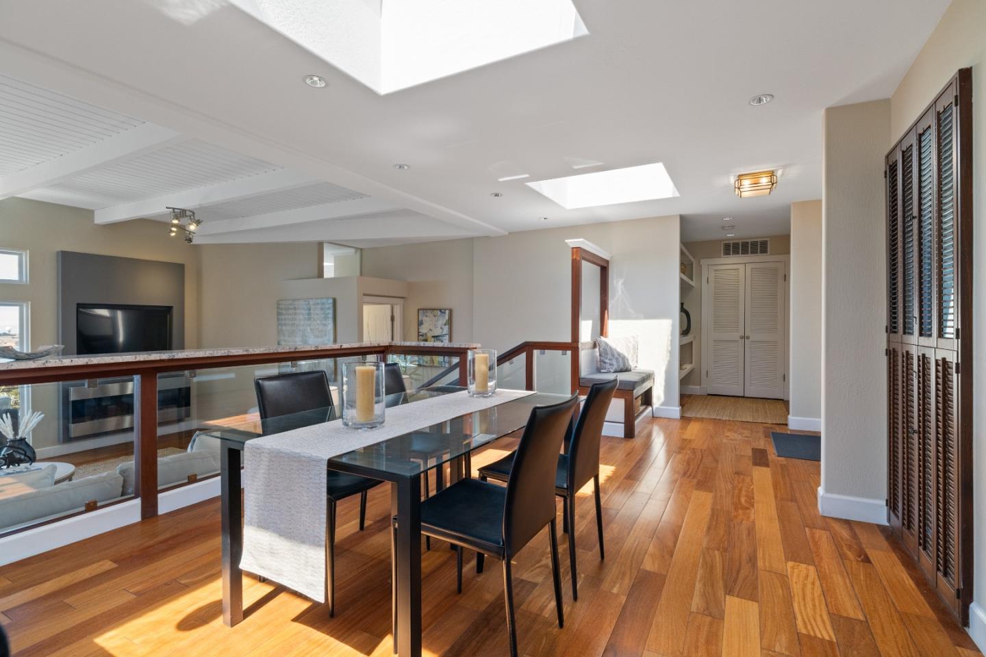 Detail Gallery Image 18 of 71 For 115 Del Monte Rd, El Granada,  CA 94018 - 3 Beds | 3/1 Baths