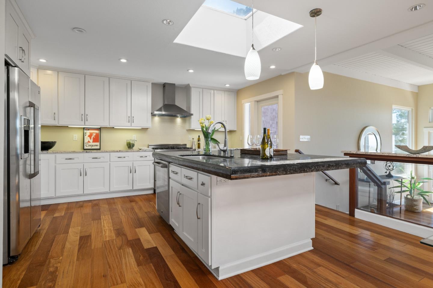 Detail Gallery Image 20 of 71 For 115 Del Monte Rd, El Granada,  CA 94018 - 3 Beds | 3/1 Baths