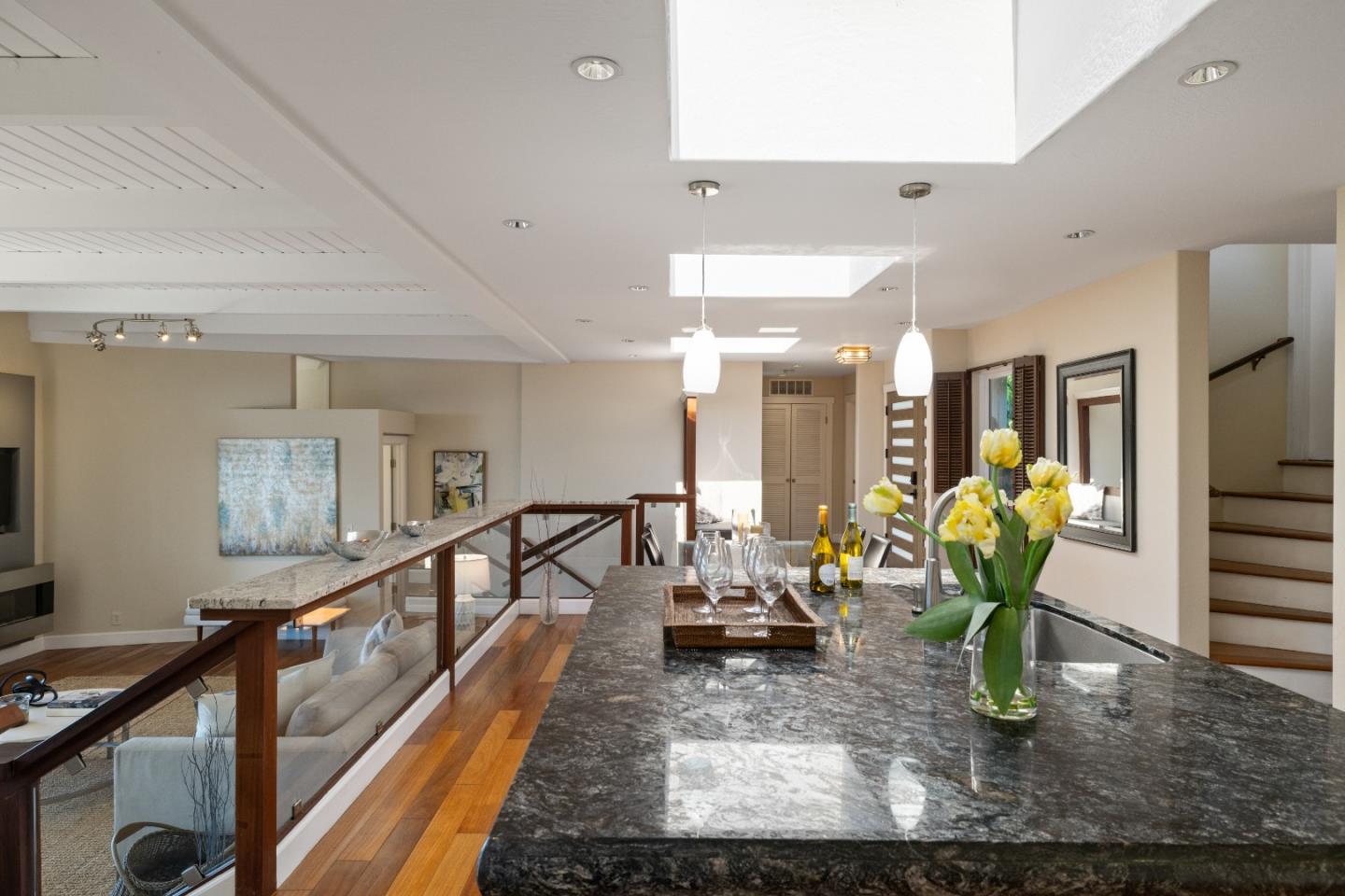 Detail Gallery Image 24 of 71 For 115 Del Monte Rd, El Granada,  CA 94018 - 3 Beds | 3/1 Baths