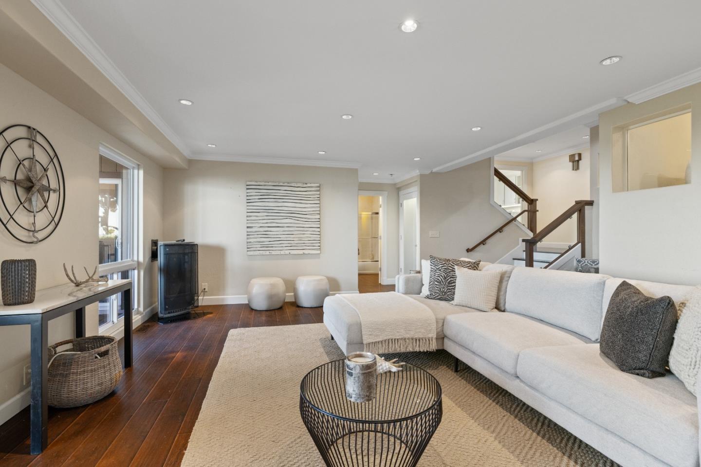 Detail Gallery Image 41 of 71 For 115 Del Monte Rd, El Granada,  CA 94018 - 3 Beds | 3/1 Baths
