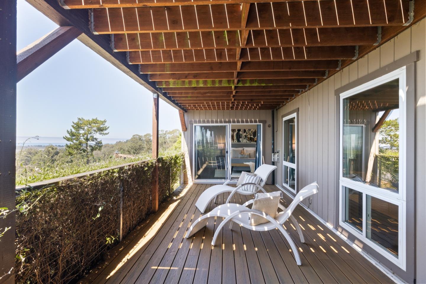 Detail Gallery Image 45 of 71 For 115 Del Monte Rd, El Granada,  CA 94018 - 3 Beds | 3/1 Baths