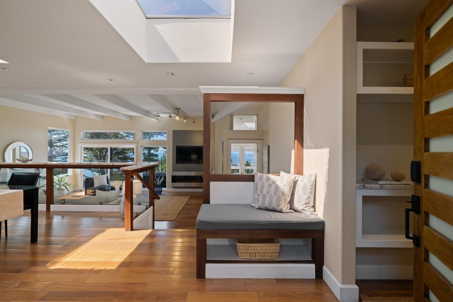 Detail Gallery Image 5 of 71 For 115 Del Monte Rd, El Granada,  CA 94018 - 3 Beds | 3/1 Baths