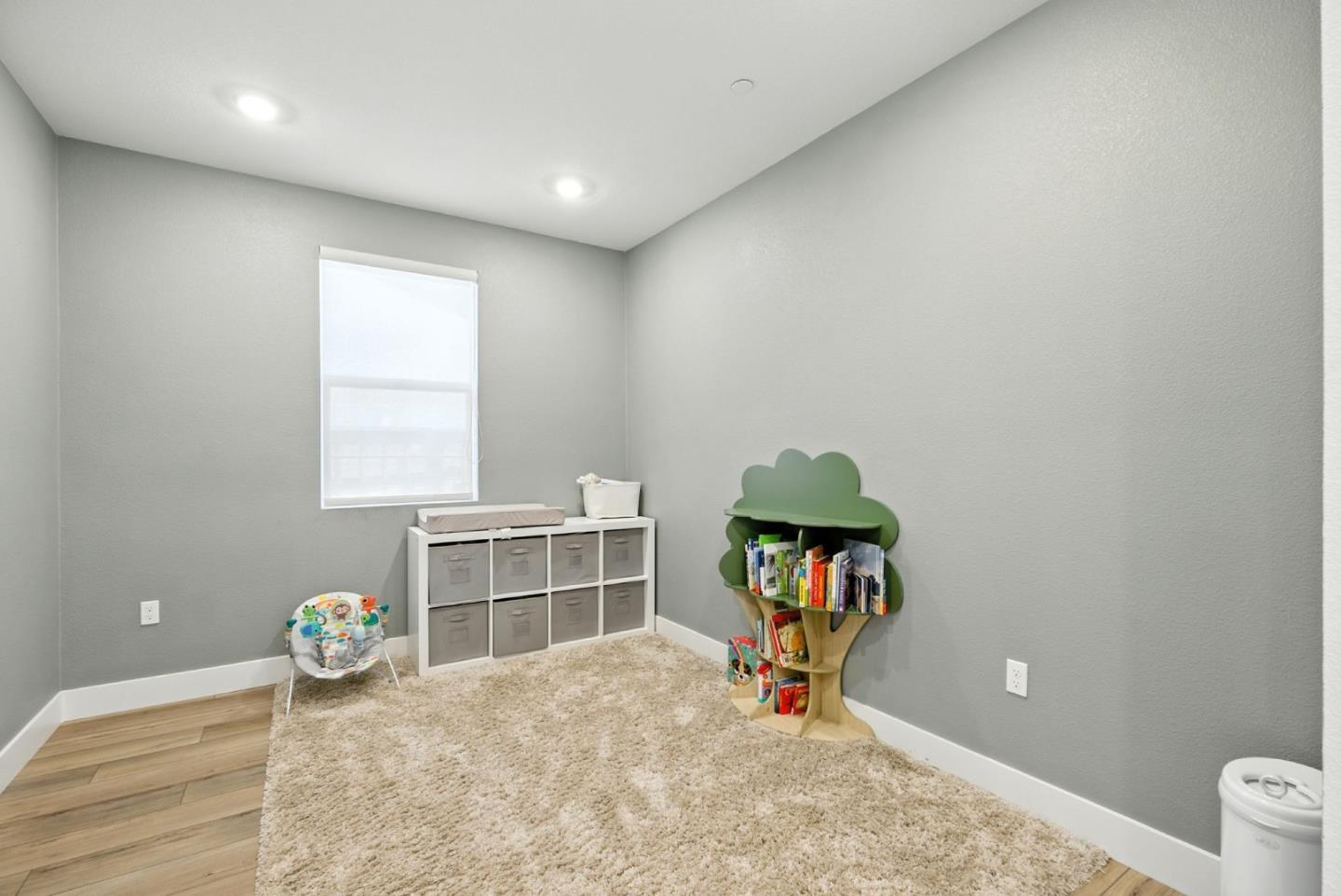 Detail Gallery Image 22 of 65 For 1900 Lotus Ct, Hollister,  CA 95023 - 5 Beds | 4 Baths