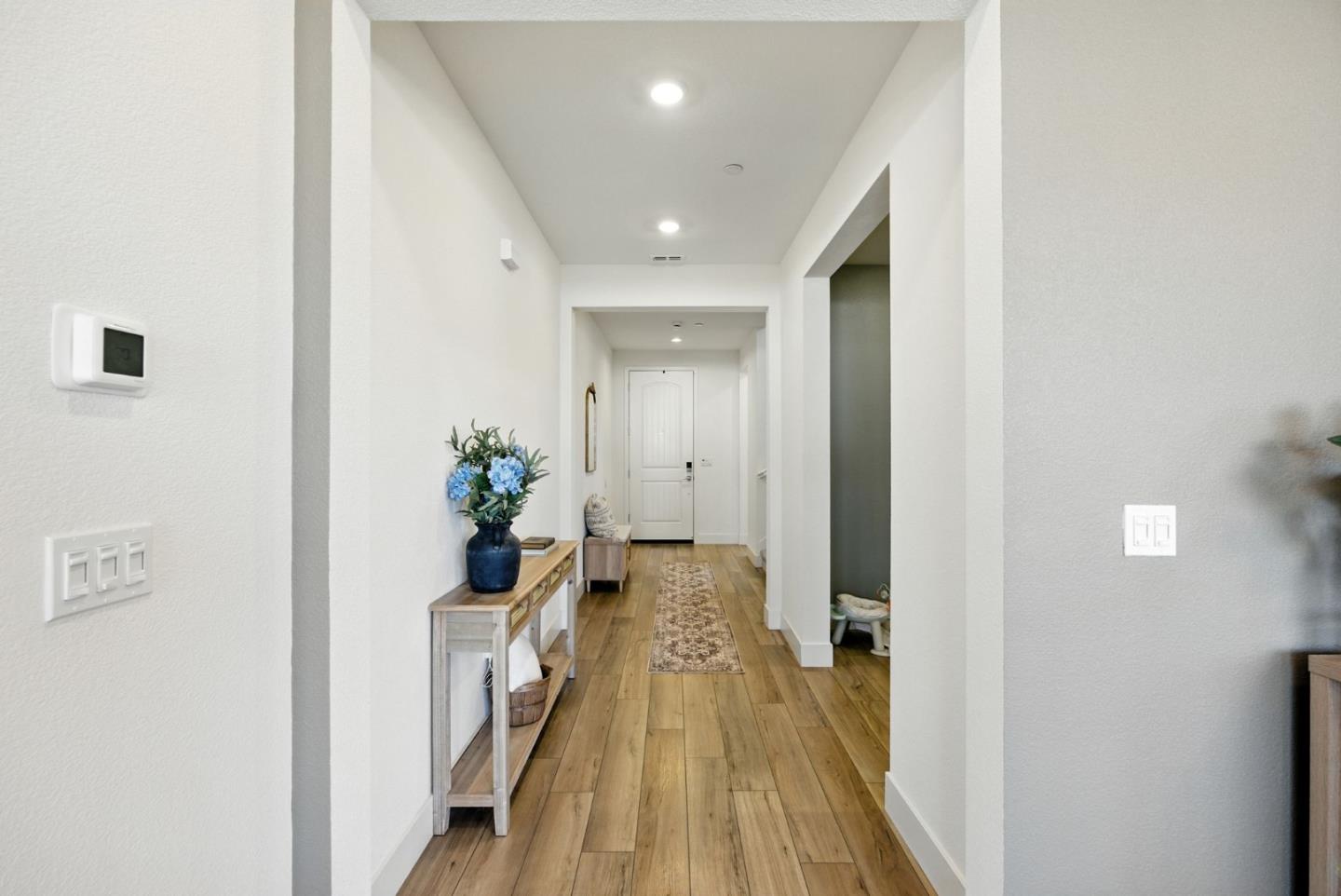 Detail Gallery Image 23 of 65 For 1900 Lotus Ct, Hollister,  CA 95023 - 5 Beds | 4 Baths