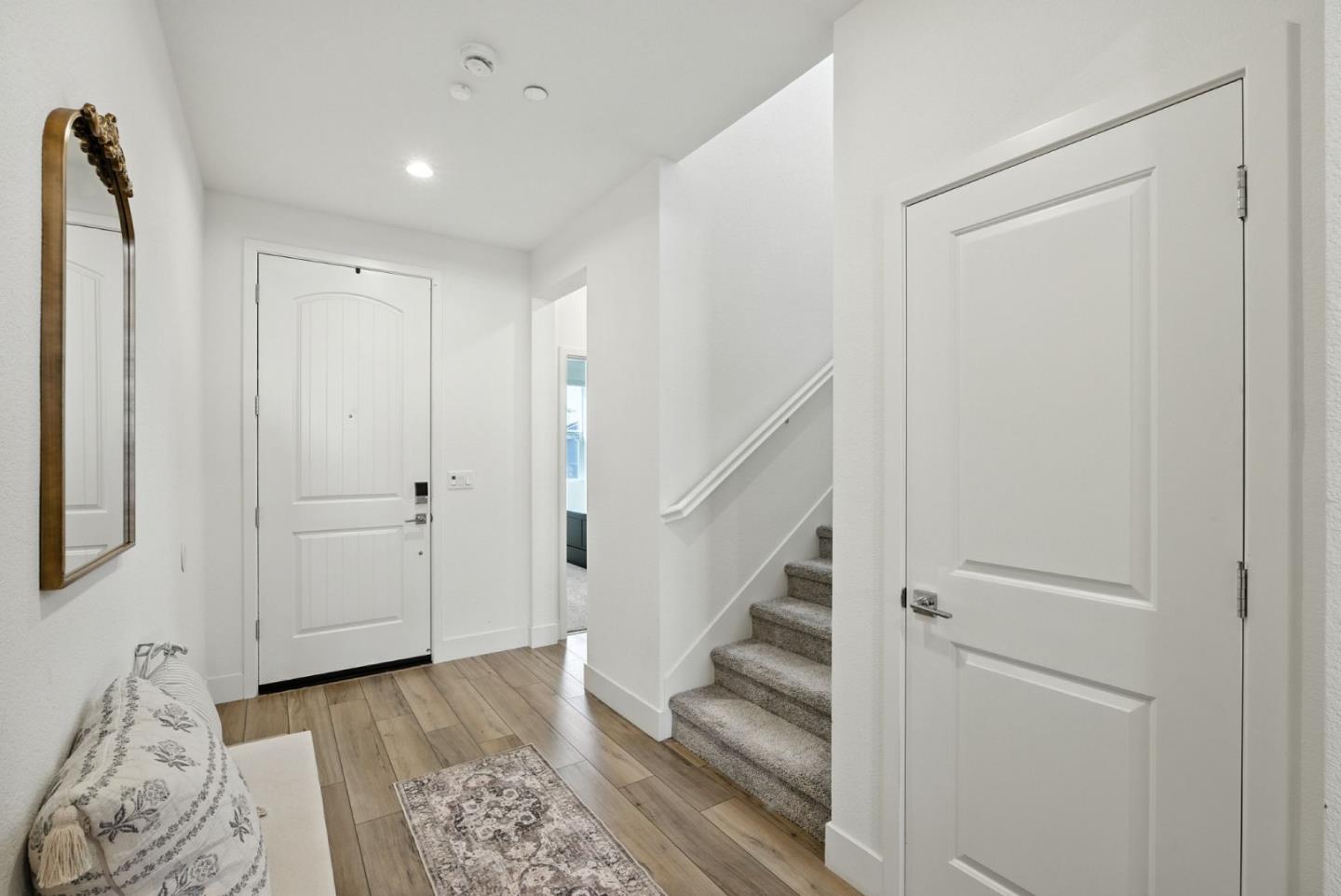 Detail Gallery Image 24 of 65 For 1900 Lotus Ct, Hollister,  CA 95023 - 5 Beds | 4 Baths