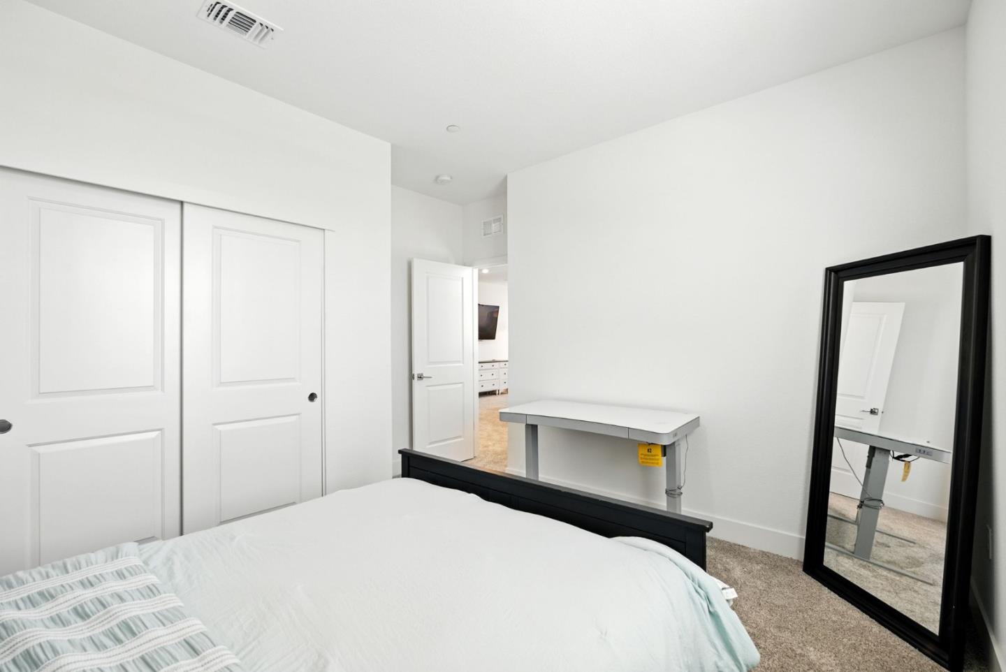 Detail Gallery Image 29 of 65 For 1900 Lotus Ct, Hollister,  CA 95023 - 5 Beds | 4 Baths