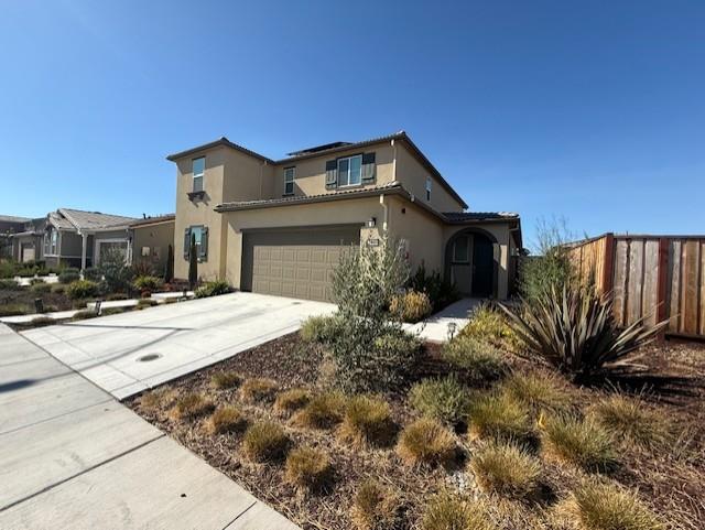 Detail Gallery Image 3 of 7 For 1900 Lotus Ct, Hollister,  CA 95023 - 5 Beds | 4 Baths