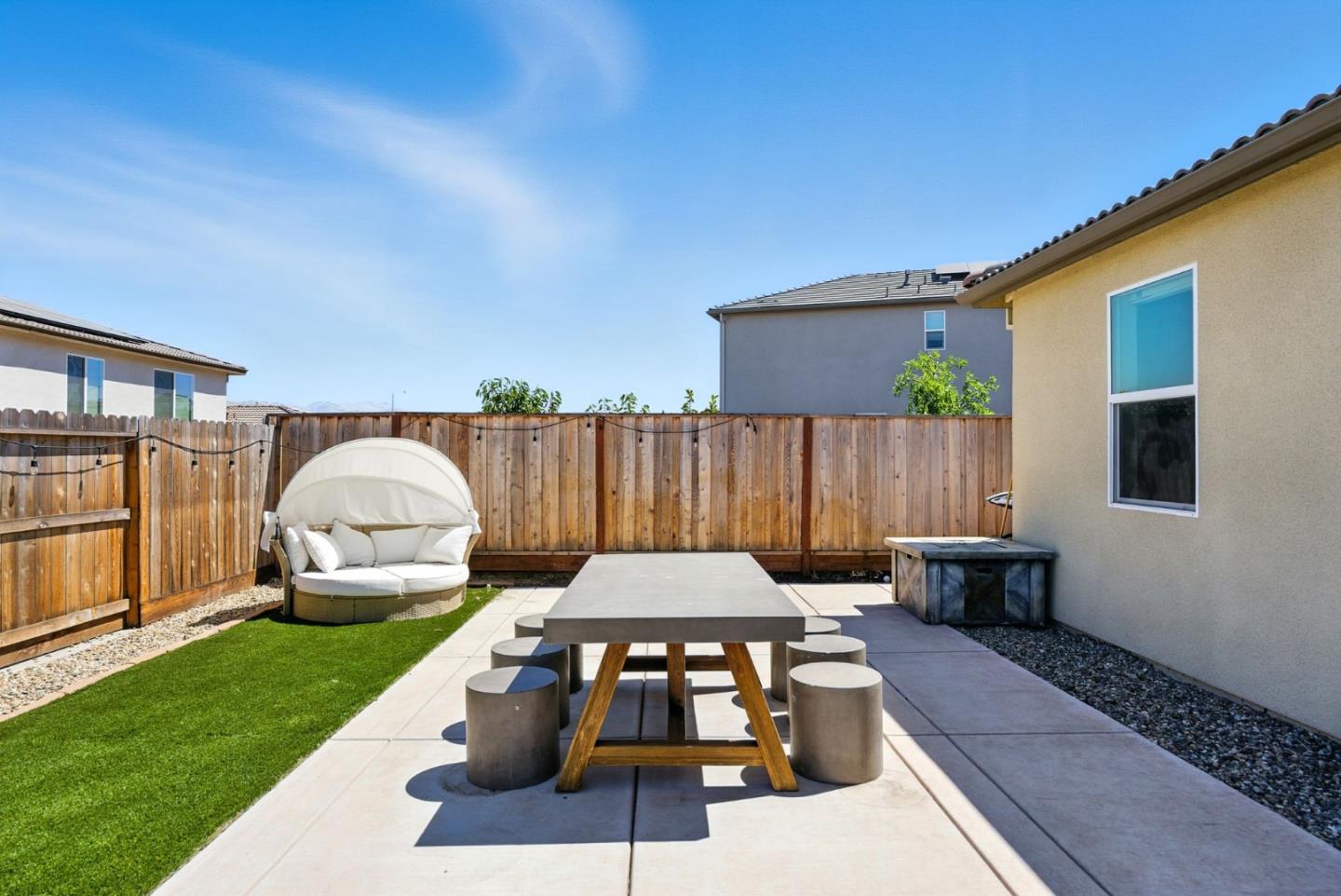 Detail Gallery Image 40 of 65 For 1900 Lotus Ct, Hollister,  CA 95023 - 5 Beds | 4 Baths