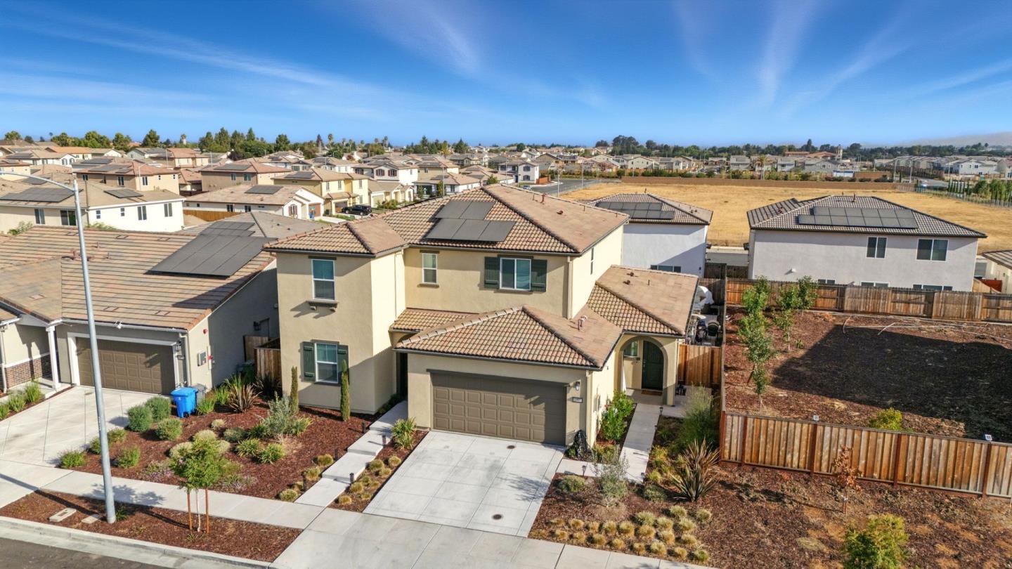 Detail Gallery Image 59 of 65 For 1900 Lotus Ct, Hollister,  CA 95023 - 5 Beds | 4 Baths