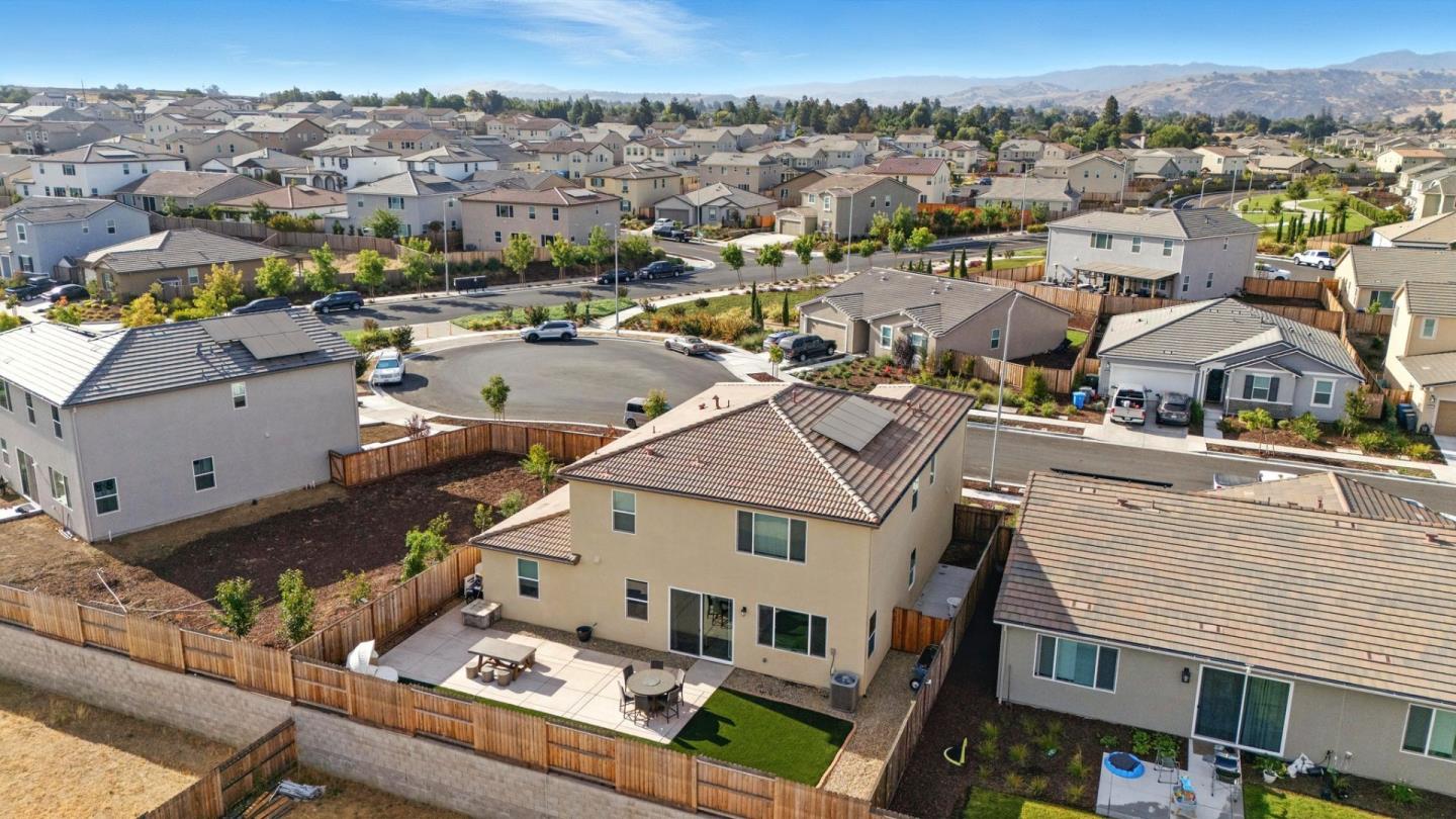 Detail Gallery Image 63 of 65 For 1900 Lotus Ct, Hollister,  CA 95023 - 5 Beds | 4 Baths