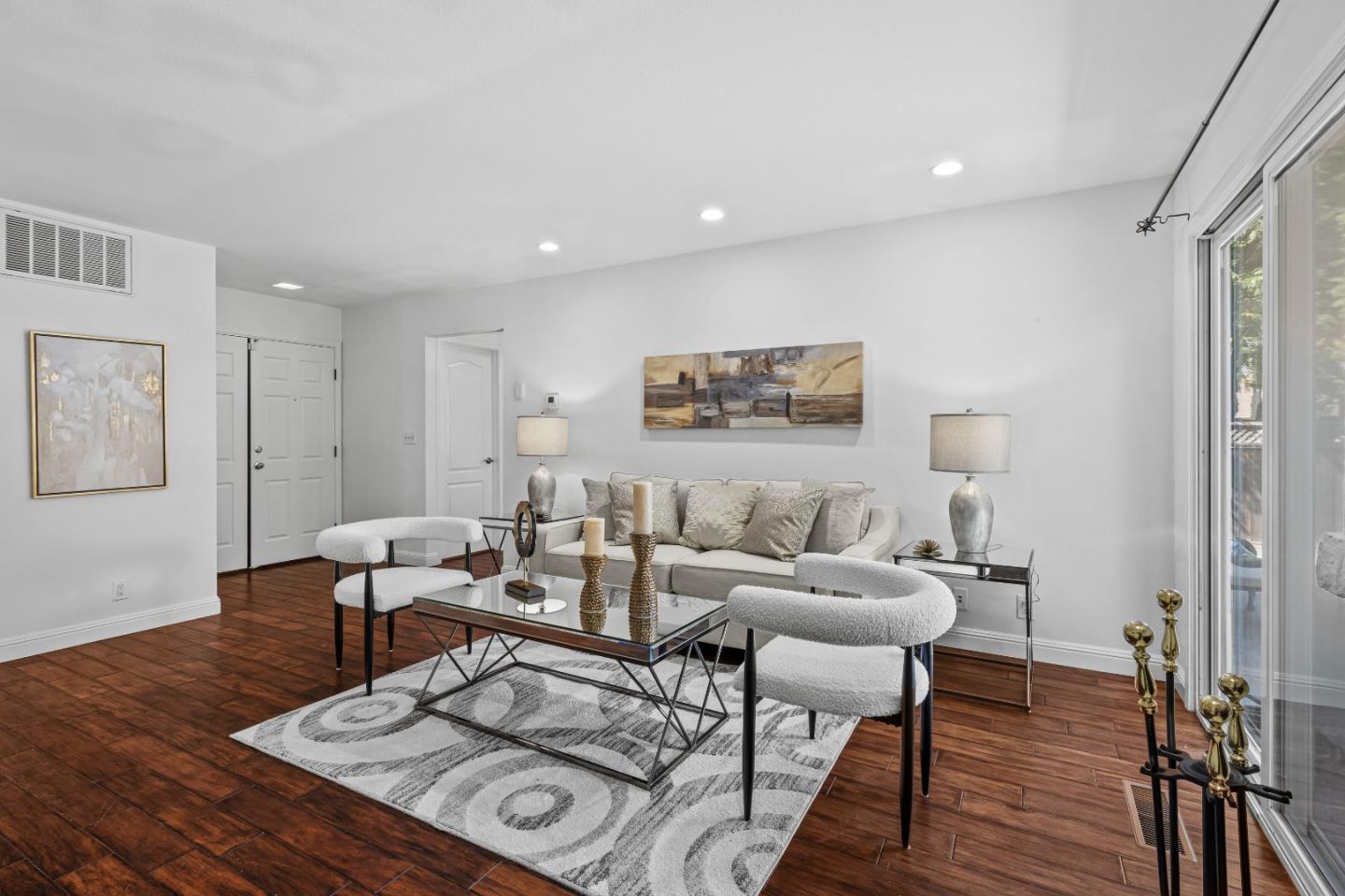 Detail Gallery Image 10 of 32 For 6375 San Anselmo Way, San Jose,  CA 95119 - 2 Beds | 2 Baths