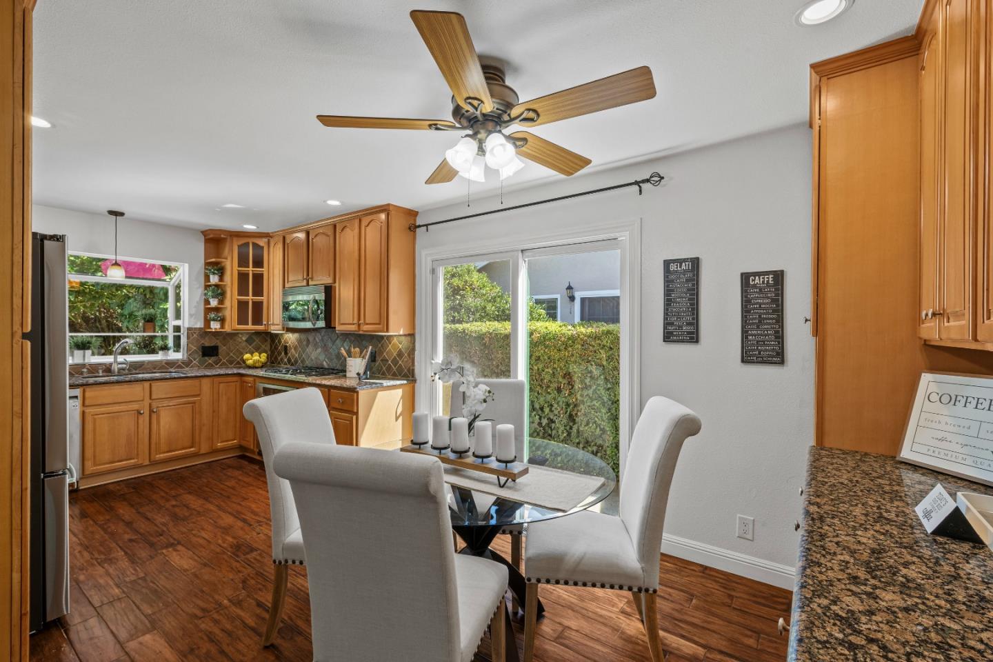 Detail Gallery Image 11 of 32 For 6375 San Anselmo Way, San Jose,  CA 95119 - 2 Beds | 2 Baths