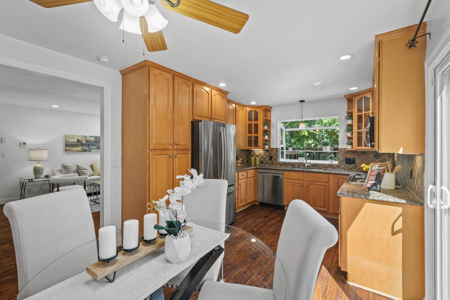 Detail Gallery Image 13 of 32 For 6375 San Anselmo Way, San Jose,  CA 95119 - 2 Beds | 2 Baths