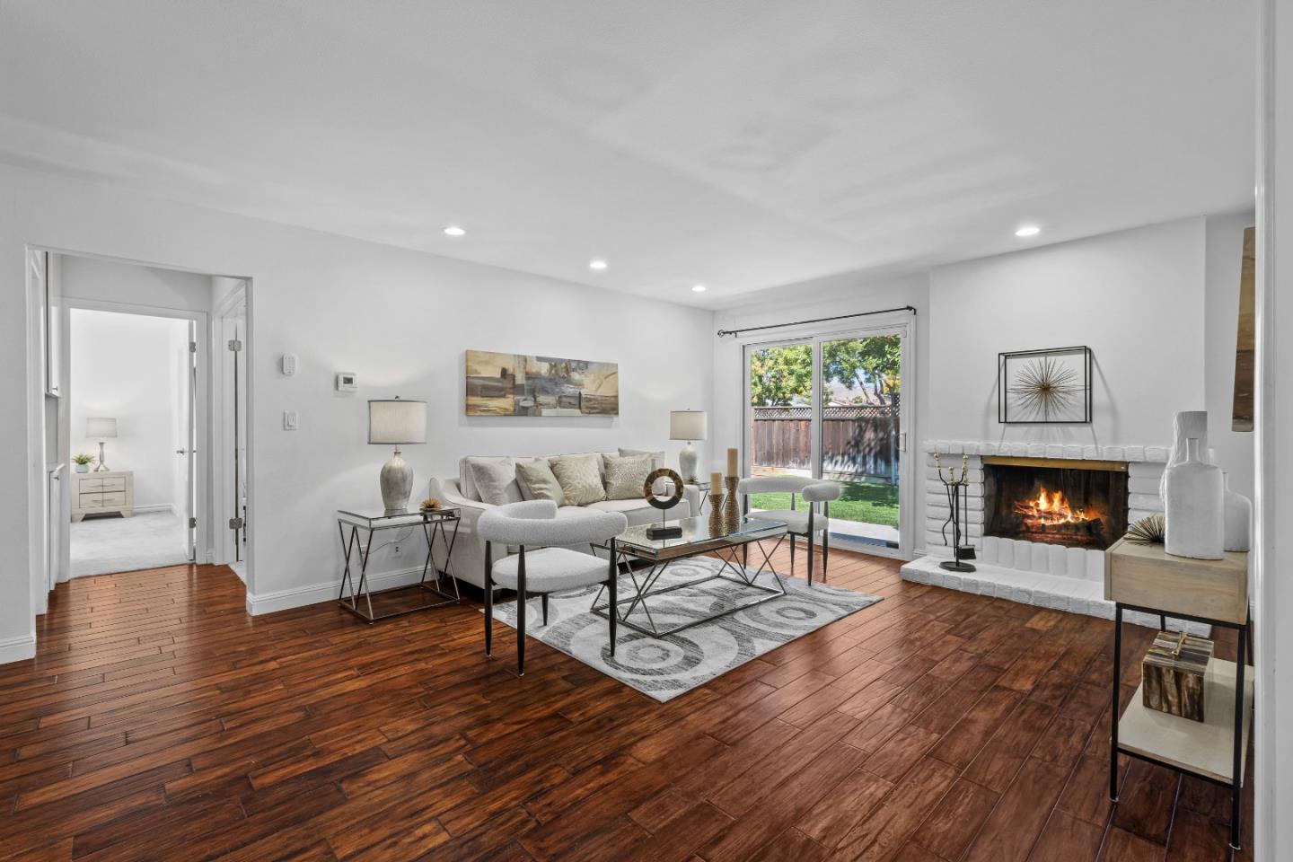 Detail Gallery Image 9 of 32 For 6375 San Anselmo Way, San Jose,  CA 95119 - 2 Beds | 2 Baths