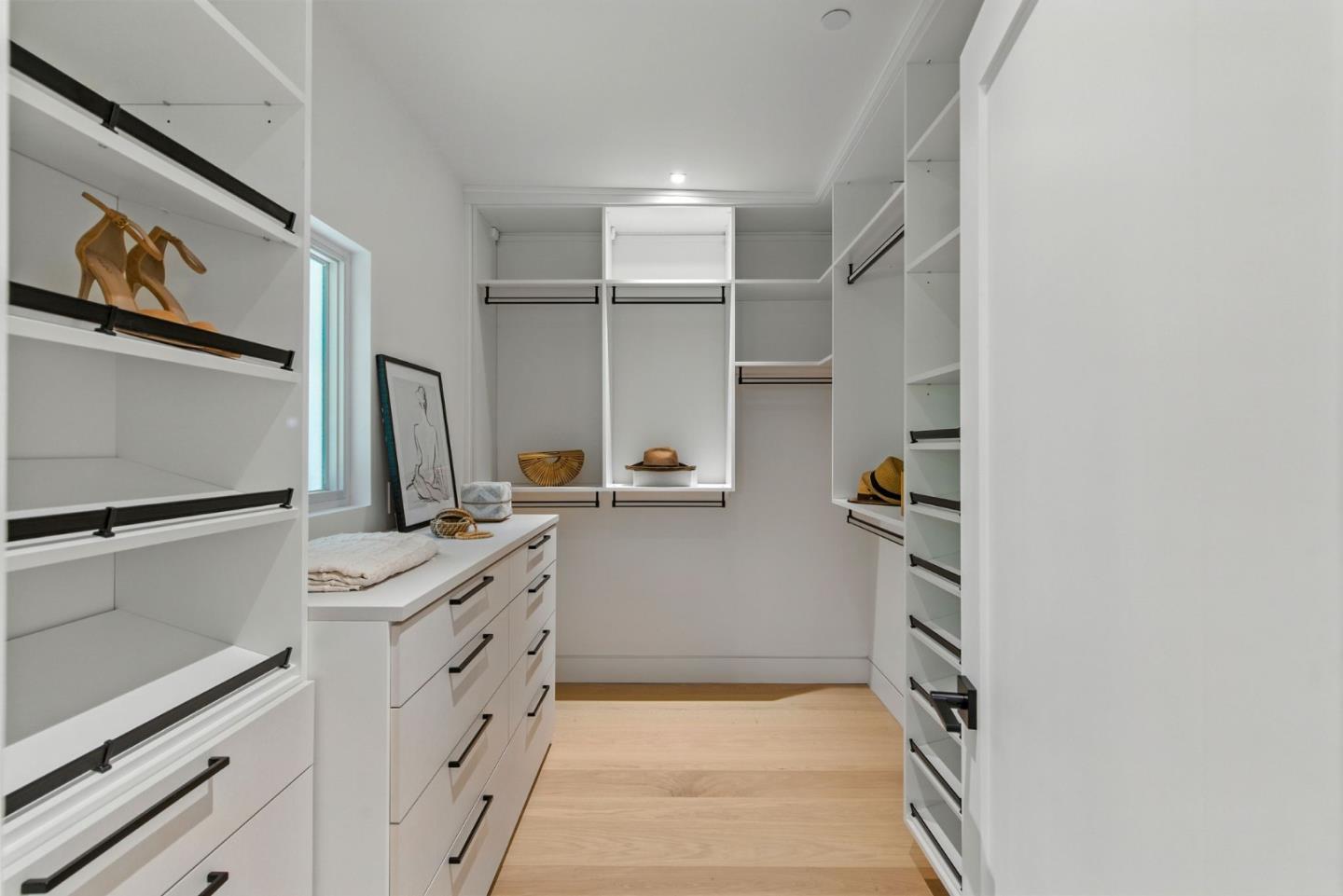 Detail Gallery Image 22 of 42 For 633 Manzanita Ave, Corte Madera,  CA 94925 - 4 Beds | 4/1 Baths