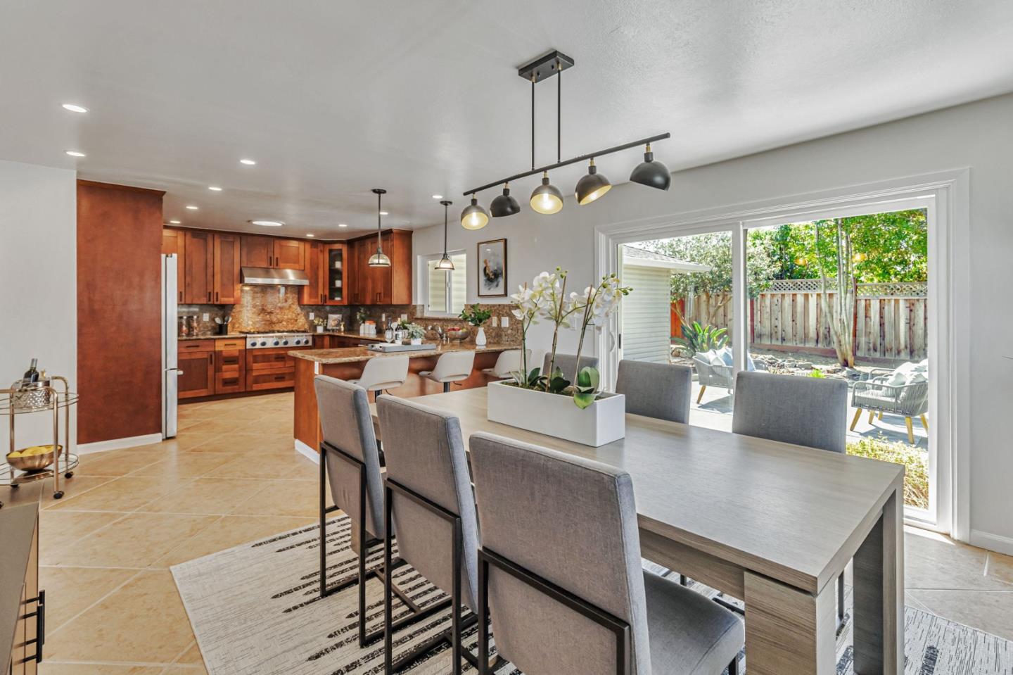 Detail Gallery Image 14 of 49 For 1083 W Hillsdale Blvd, San Mateo,  CA 94403 - 3 Beds | 2 Baths