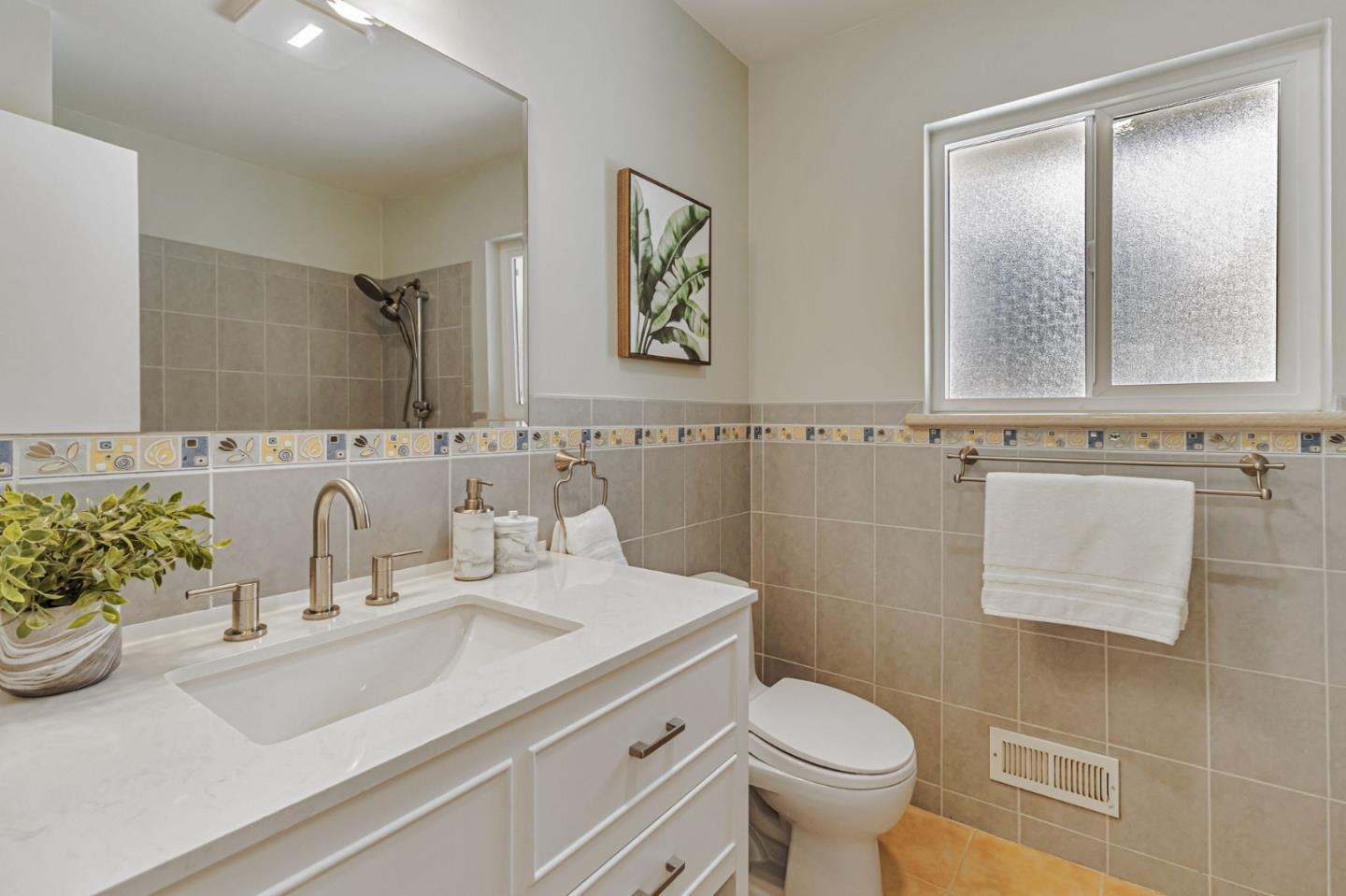 Detail Gallery Image 22 of 49 For 1083 W Hillsdale Blvd, San Mateo,  CA 94403 - 3 Beds | 2 Baths