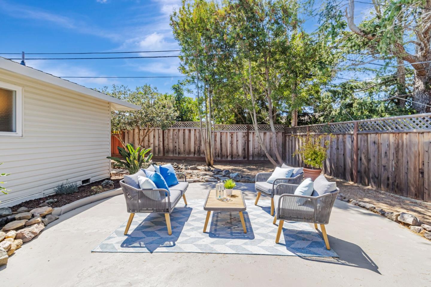 Detail Gallery Image 33 of 49 For 1083 W Hillsdale Blvd, San Mateo,  CA 94403 - 3 Beds | 2 Baths