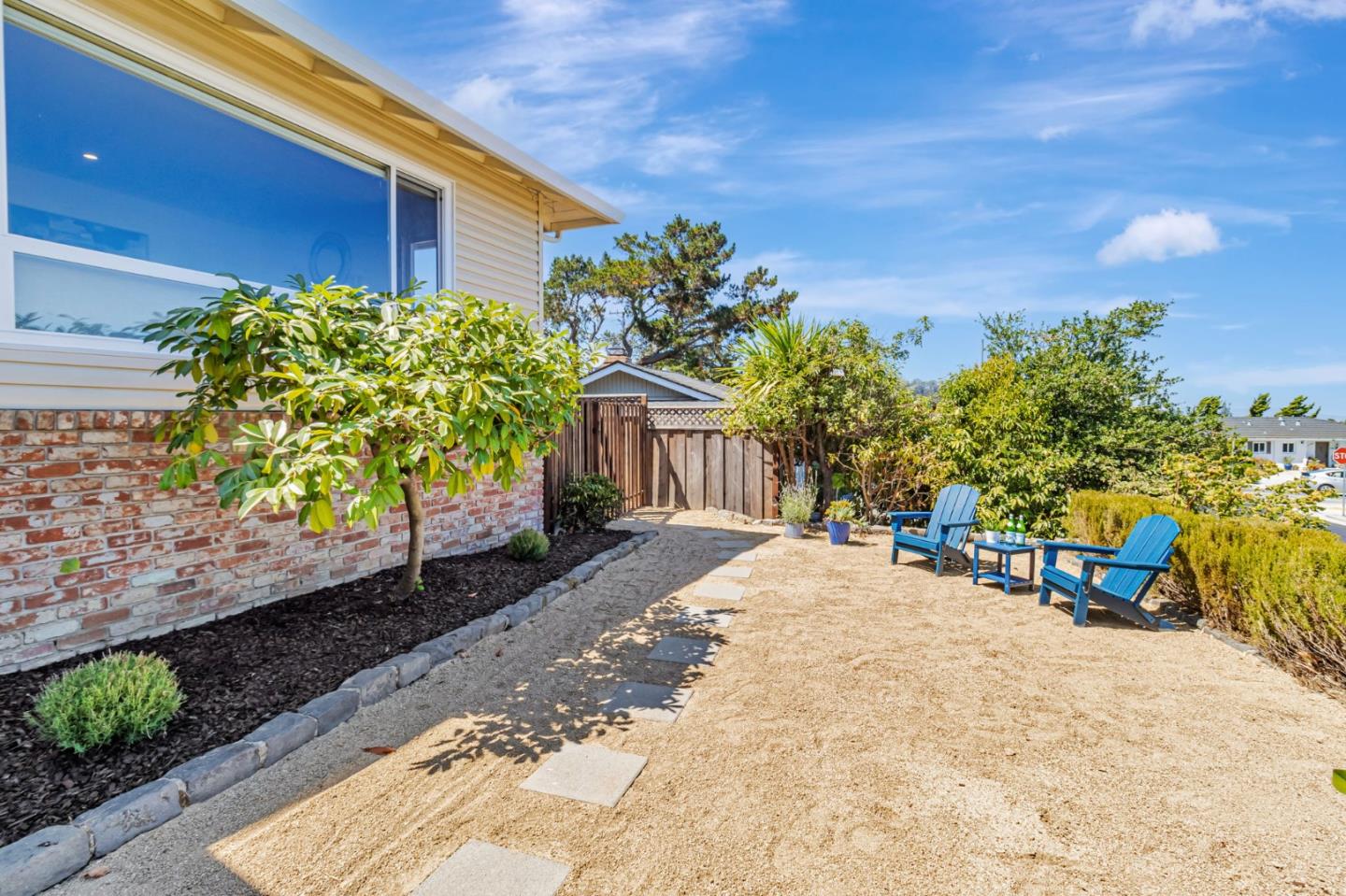 Detail Gallery Image 4 of 49 For 1083 W Hillsdale Blvd, San Mateo,  CA 94403 - 3 Beds | 2 Baths