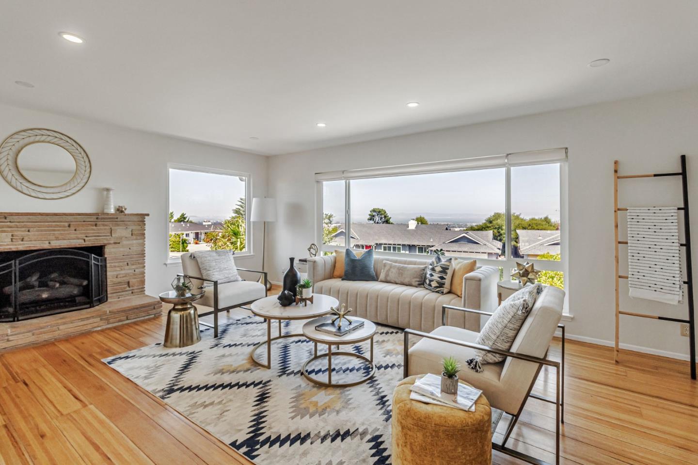 Detail Gallery Image 9 of 49 For 1083 W Hillsdale Blvd, San Mateo,  CA 94403 - 3 Beds | 2 Baths