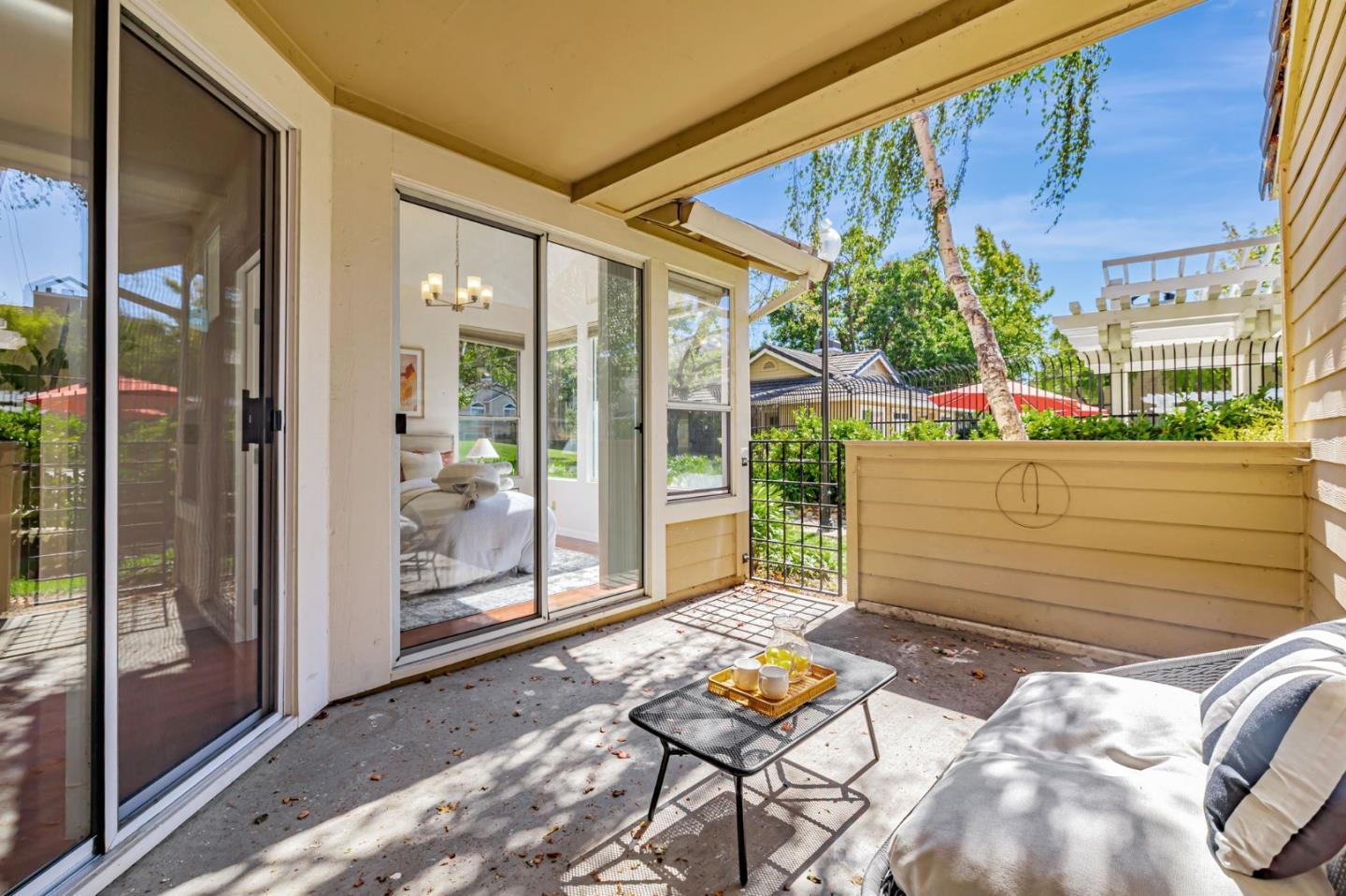 Detail Gallery Image 29 of 39 For 5220 Fairbanks Cmn, Fremont,  CA 94555 - 2 Beds | 1 Baths