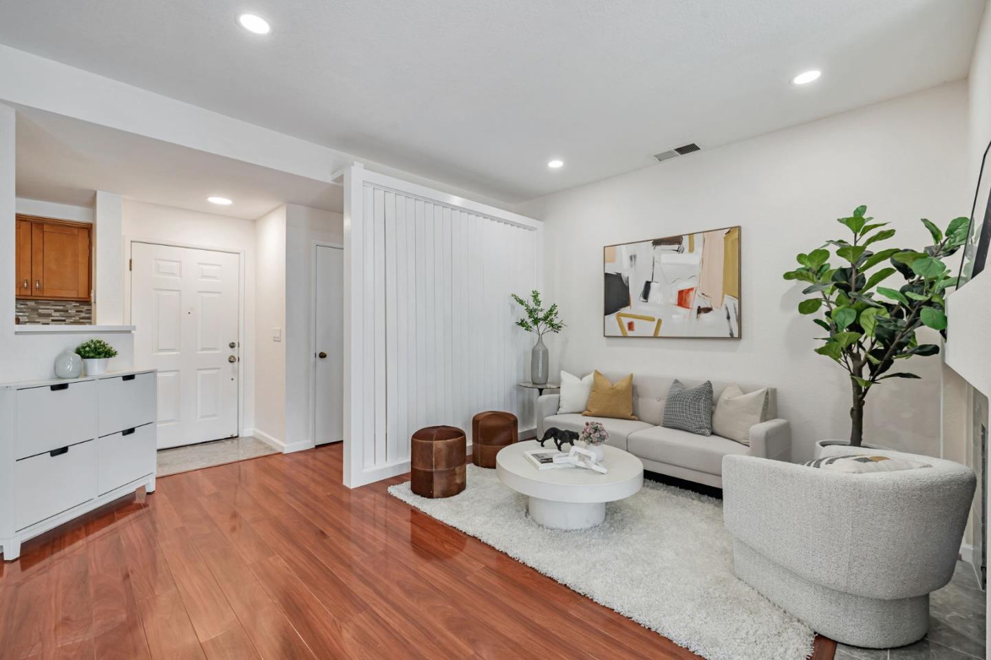 Detail Gallery Image 6 of 39 For 5220 Fairbanks Cmn, Fremont,  CA 94555 - 2 Beds | 1 Baths