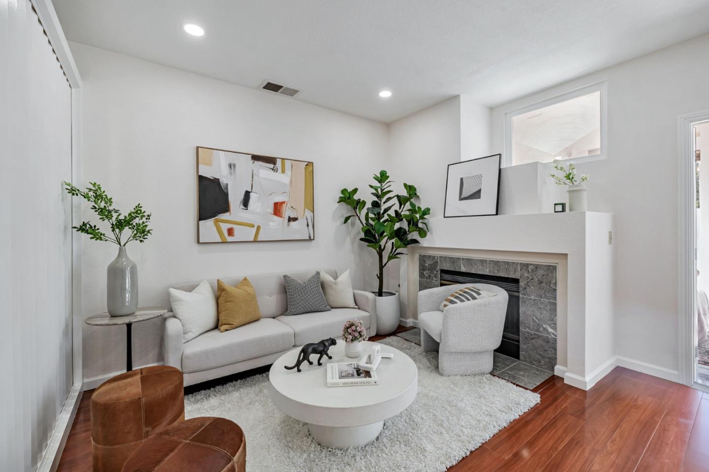 Detail Gallery Image 9 of 39 For 5220 Fairbanks Cmn, Fremont,  CA 94555 - 2 Beds | 1 Baths