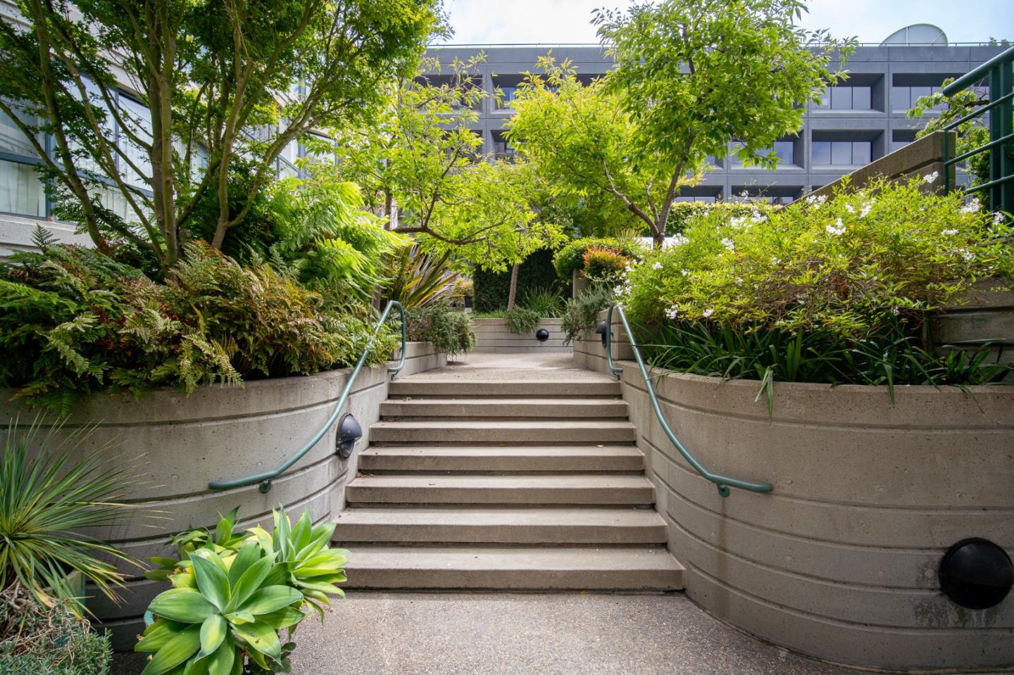 Detail Gallery Image 37 of 61 For 300 3rd St #1210,  San Francisco,  CA 94107 - 0 Beds | 1 Baths