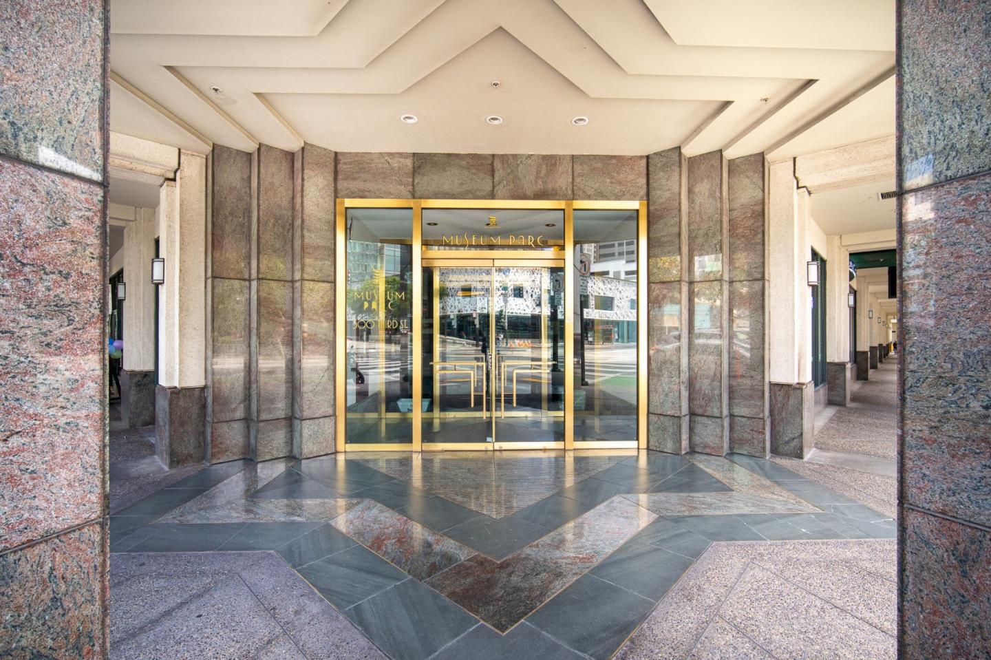 Detail Gallery Image 4 of 61 For 300 3rd St #1210,  San Francisco,  CA 94107 - 0 Beds | 1 Baths