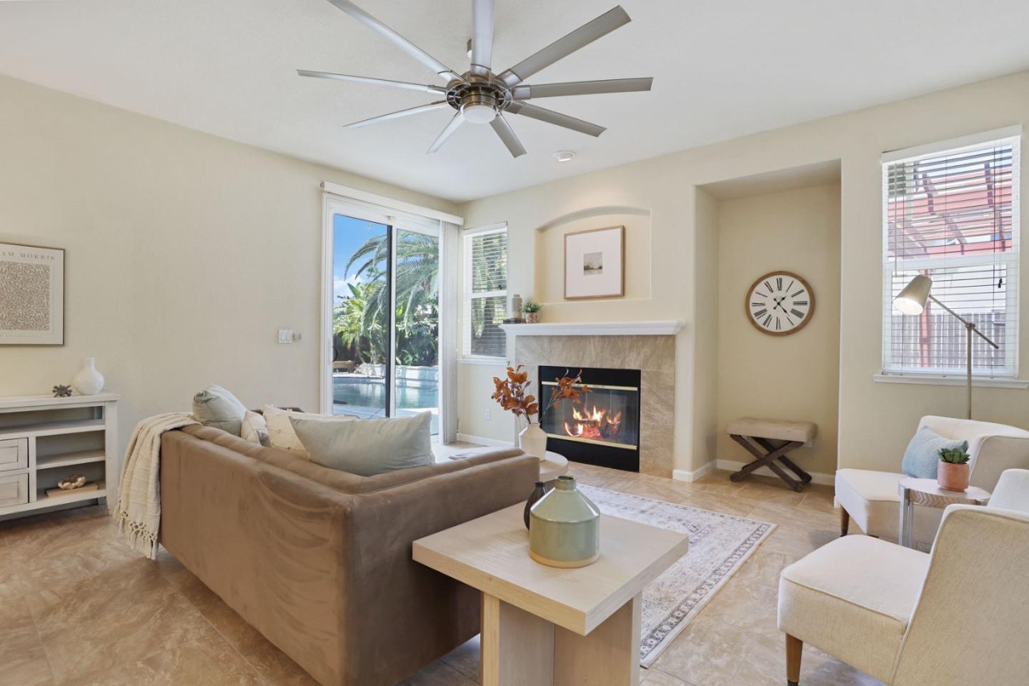 Detail Gallery Image 17 of 46 For 2265 Barcelona Dr, Tracy,  CA 95377 - 5 Beds | 2/1 Baths