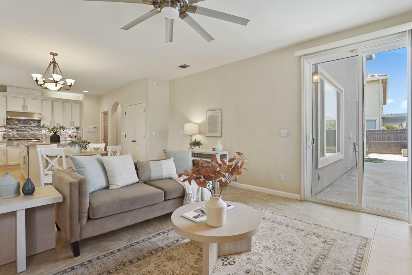 Detail Gallery Image 18 of 46 For 2265 Barcelona Dr, Tracy,  CA 95377 - 5 Beds | 2/1 Baths