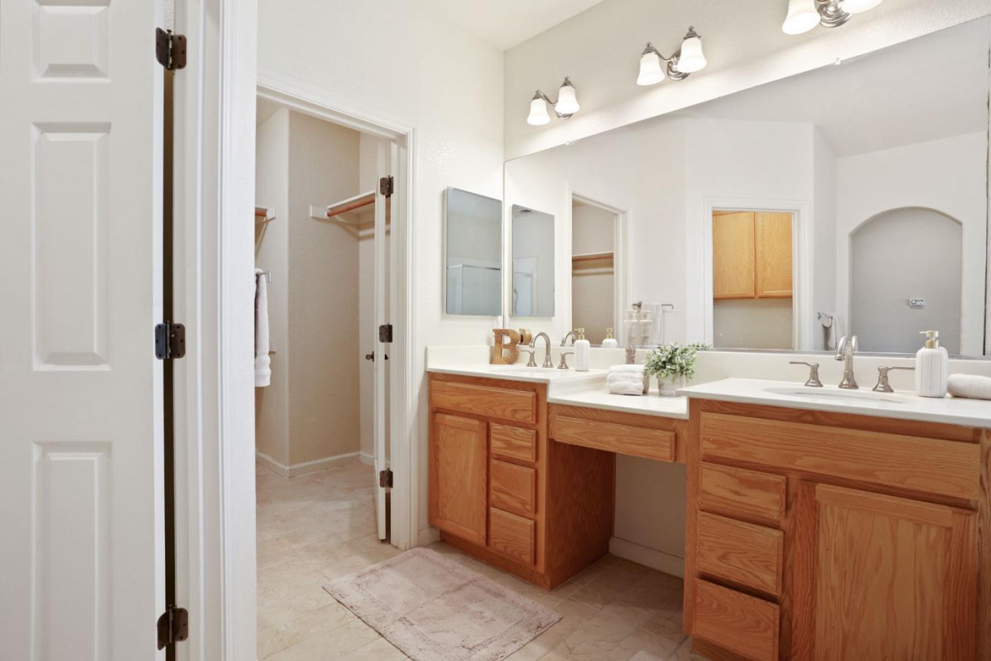 Detail Gallery Image 24 of 46 For 2265 Barcelona Dr, Tracy,  CA 95377 - 5 Beds | 2/1 Baths