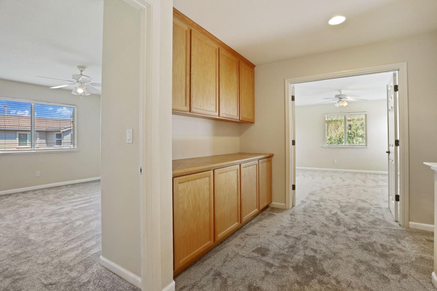Detail Gallery Image 34 of 46 For 2265 Barcelona Dr, Tracy,  CA 95377 - 5 Beds | 2/1 Baths