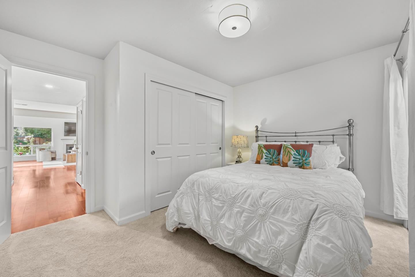 Detail Gallery Image 16 of 38 For 2598 Mabury Sq, San Jose,  CA 95133 - 3 Beds | 3 Baths