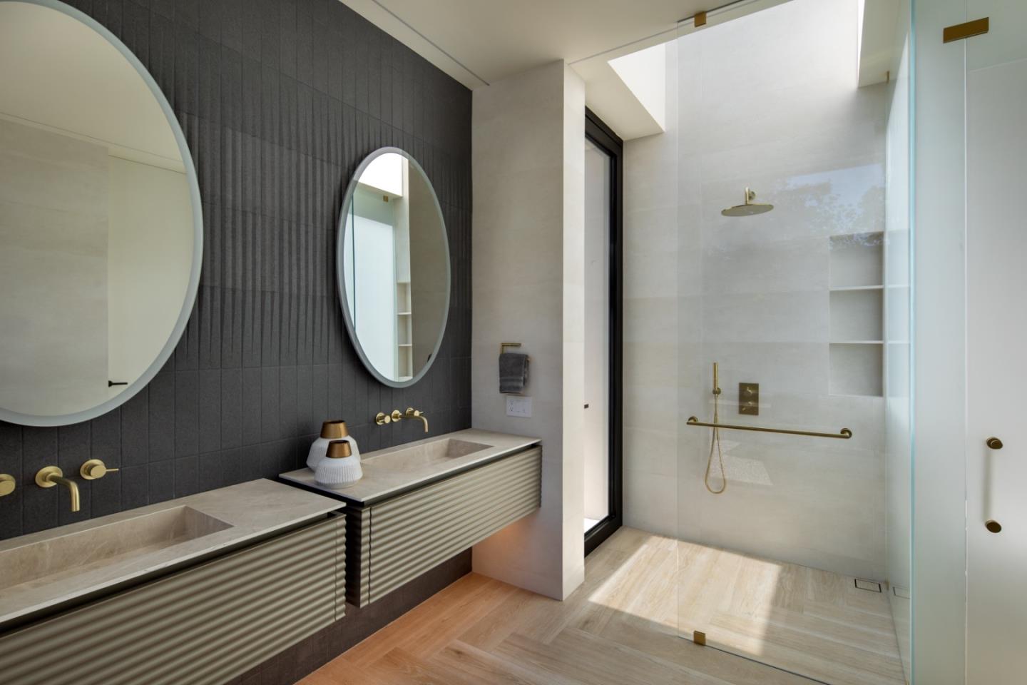 Detail Gallery Image 10 of 22 For 2171 Clayton Dr, Menlo Park,  CA 94025 - 7 Beds | 8/1 Baths