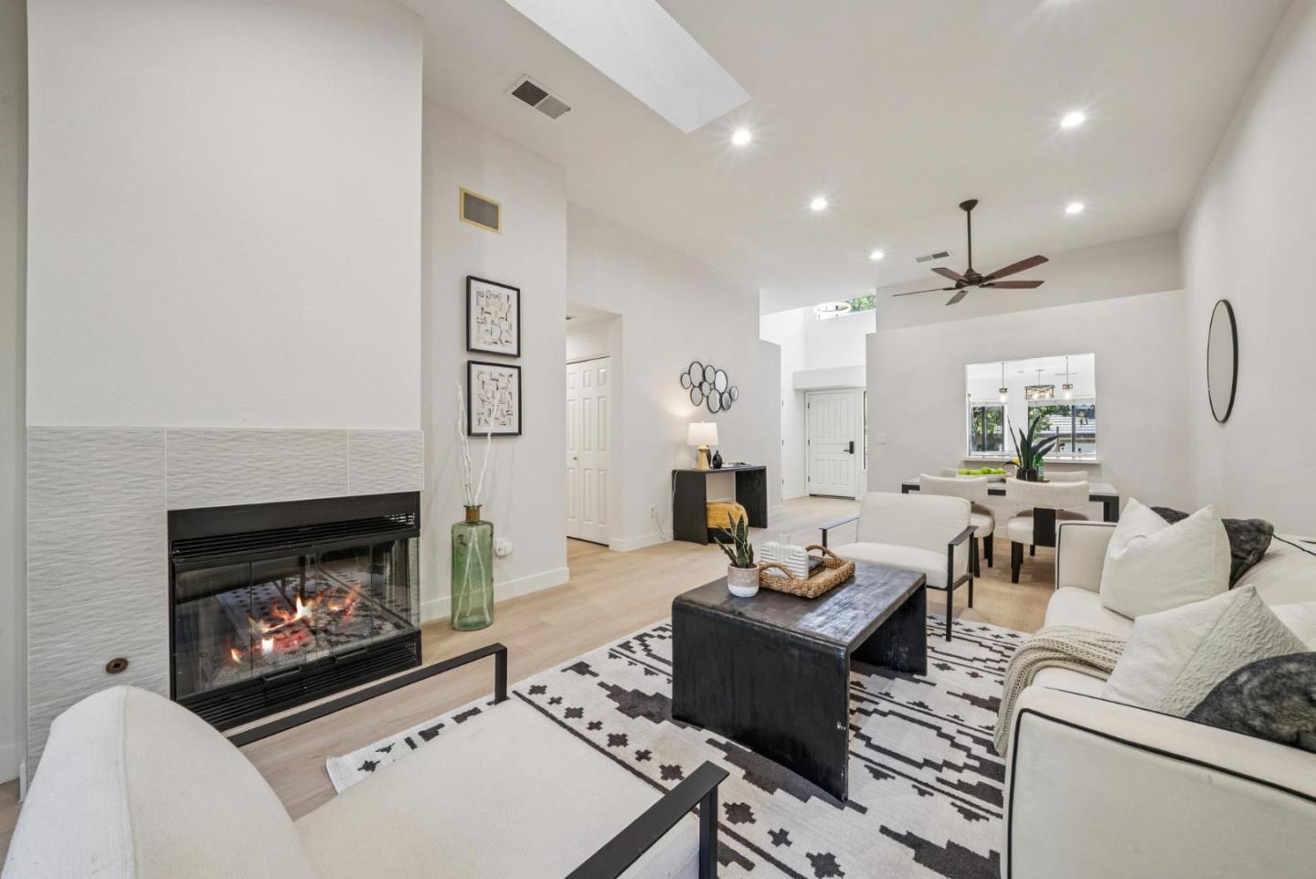 Detail Gallery Image 4 of 20 For 7597 Tayside Ct, San Jose,  CA 95135 - 2 Beds | 2 Baths