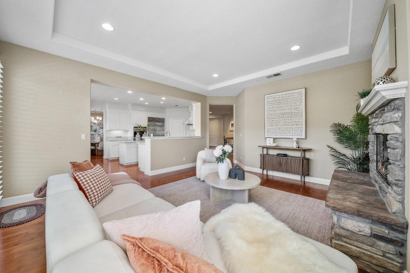 Detail Gallery Image 22 of 58 For 39 Lupine Valley Ct, Brisbane,  CA 94005 - 5 Beds | 3 Baths