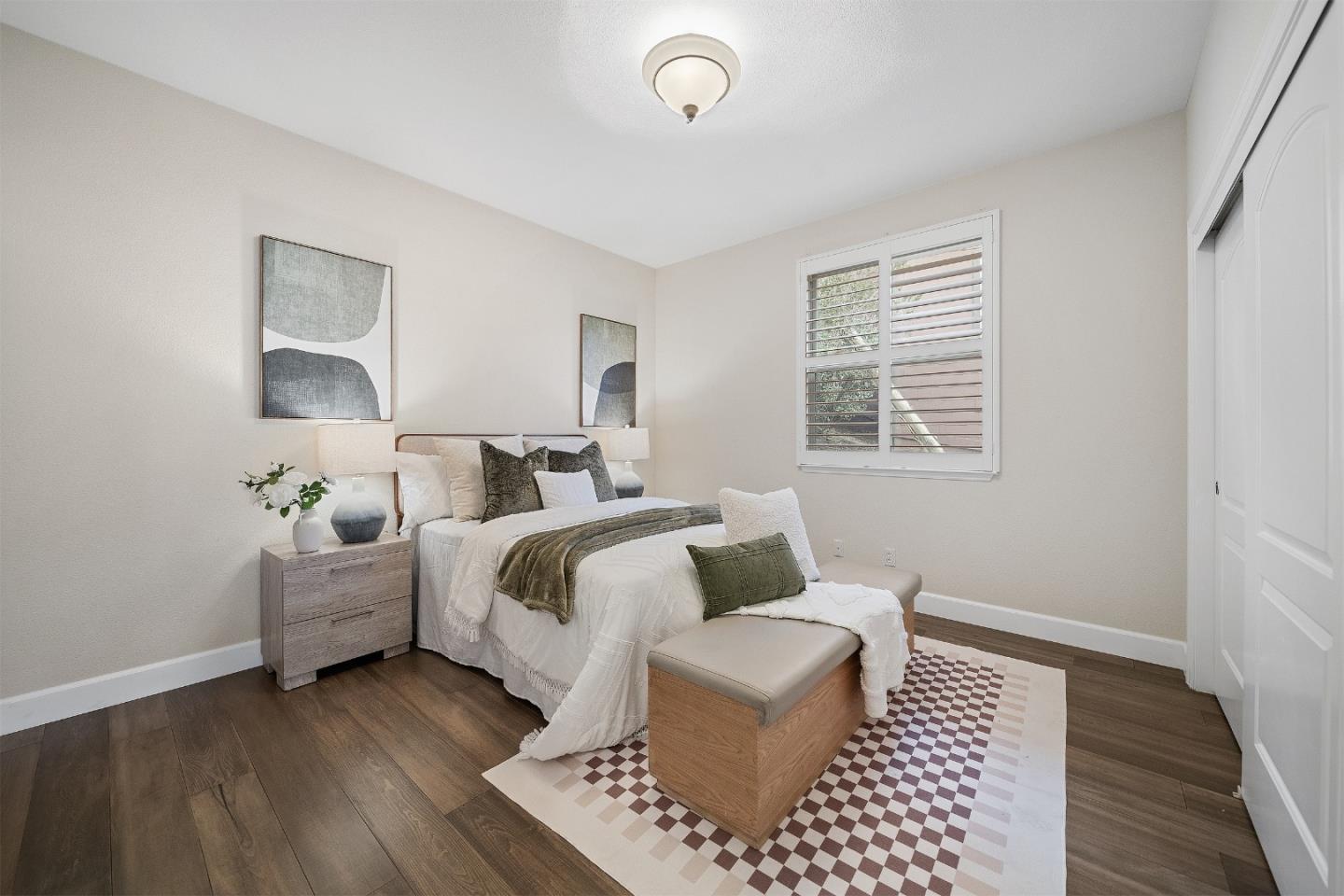 Detail Gallery Image 27 of 58 For 39 Lupine Valley Ct, Brisbane,  CA 94005 - 5 Beds | 3 Baths