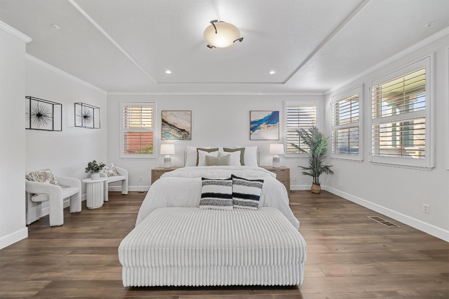 Detail Gallery Image 35 of 58 For 39 Lupine Valley Ct, Brisbane,  CA 94005 - 5 Beds | 3 Baths