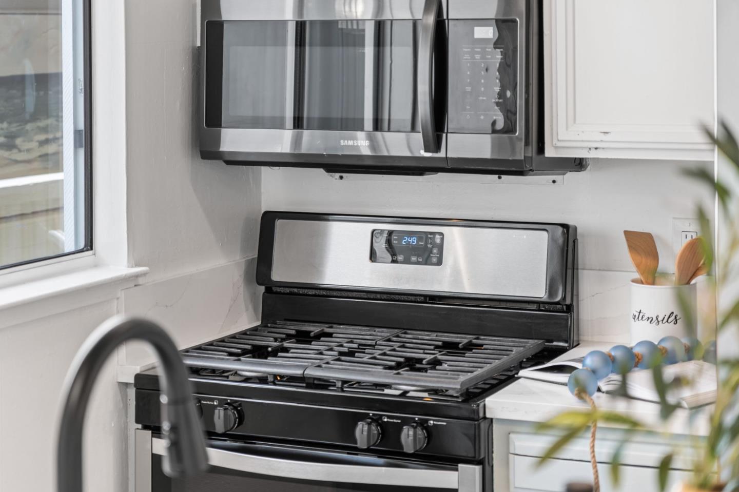 Detail Gallery Image 35 of 60 For 118 Marina Ave, Aptos,  CA 95003 - 3 Beds | 2 Baths