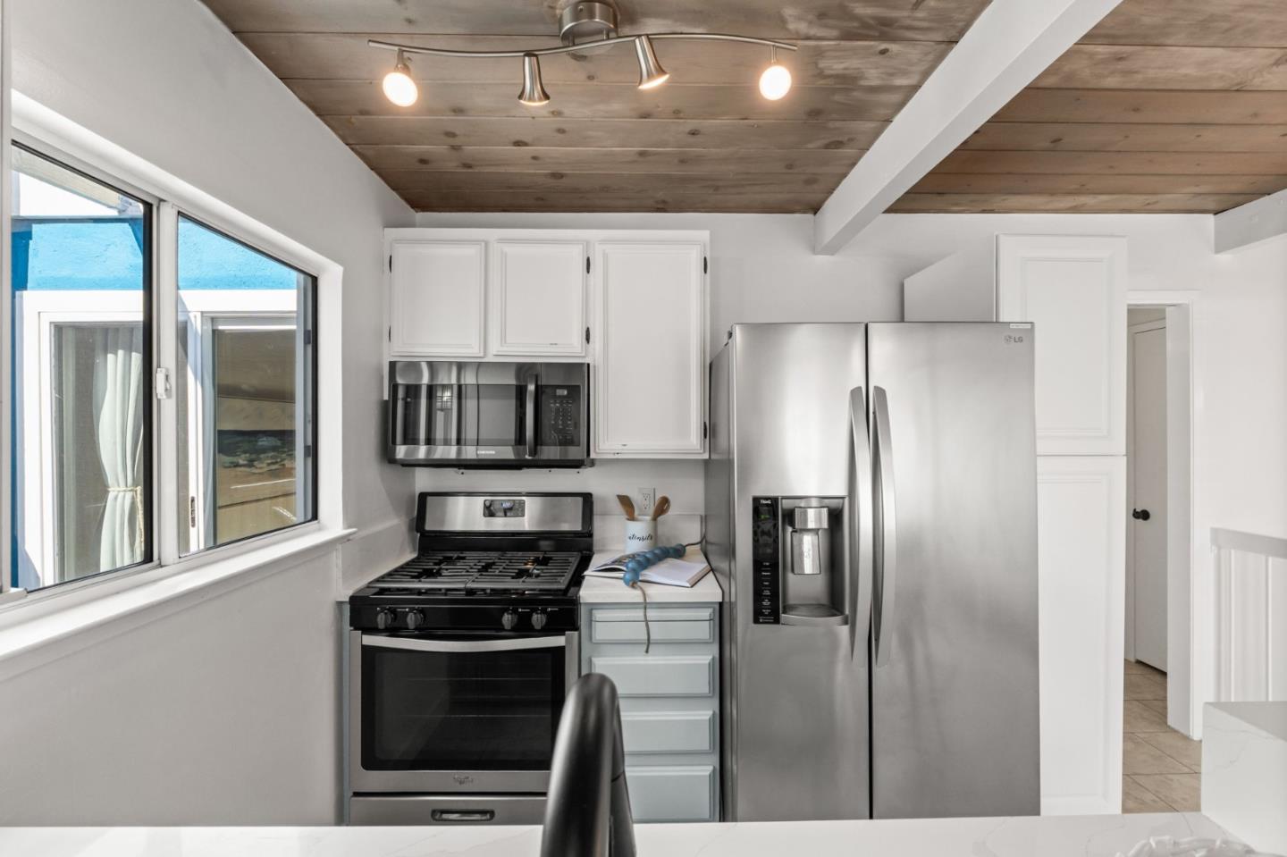 Detail Gallery Image 36 of 60 For 118 Marina Ave, Aptos,  CA 95003 - 3 Beds | 2 Baths