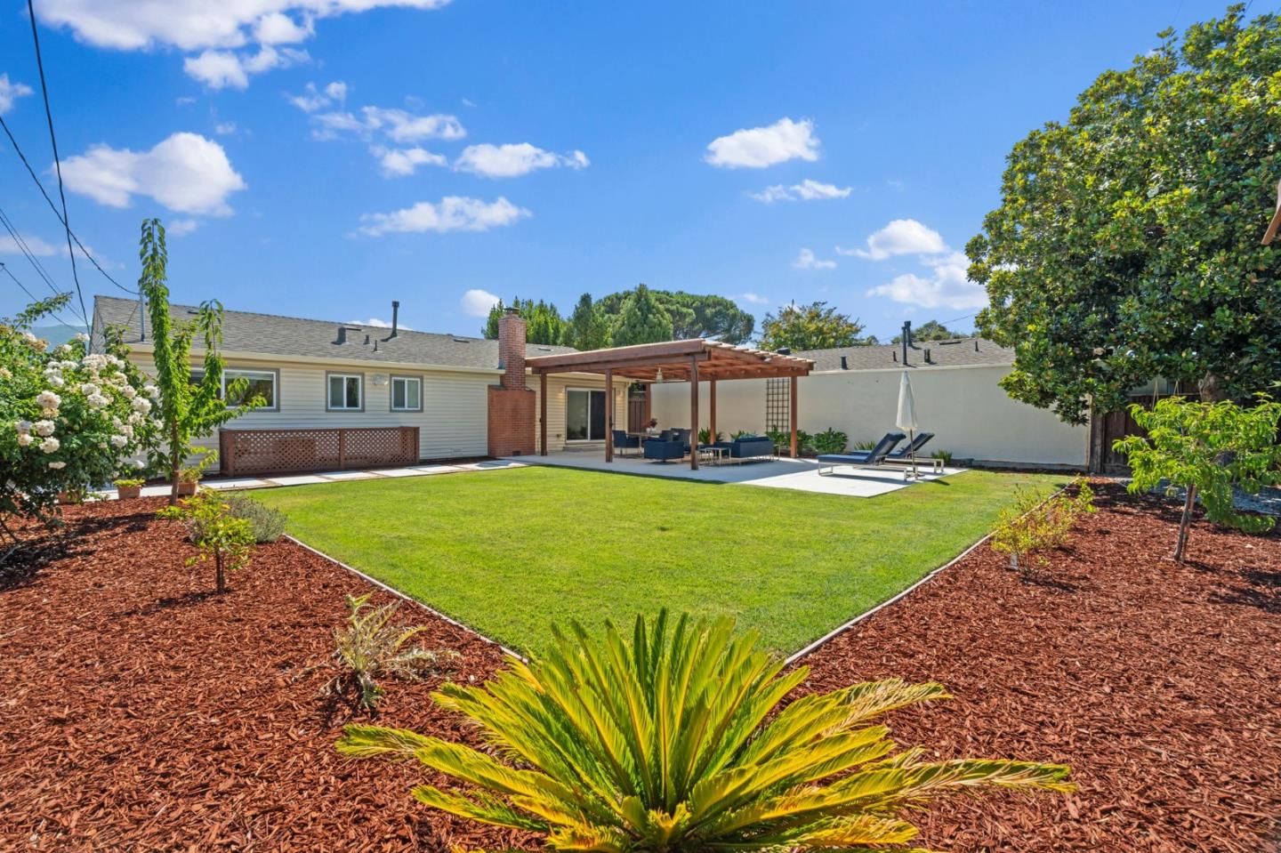 Detail Gallery Image 33 of 34 For 1841 Laurinda Dr, San Jose,  CA 95124 - 3 Beds | 2 Baths