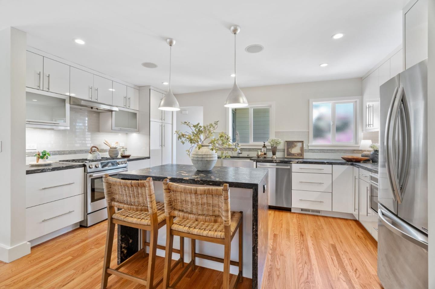 Detail Gallery Image 7 of 34 For 1841 Laurinda Dr, San Jose,  CA 95124 - 3 Beds | 2 Baths