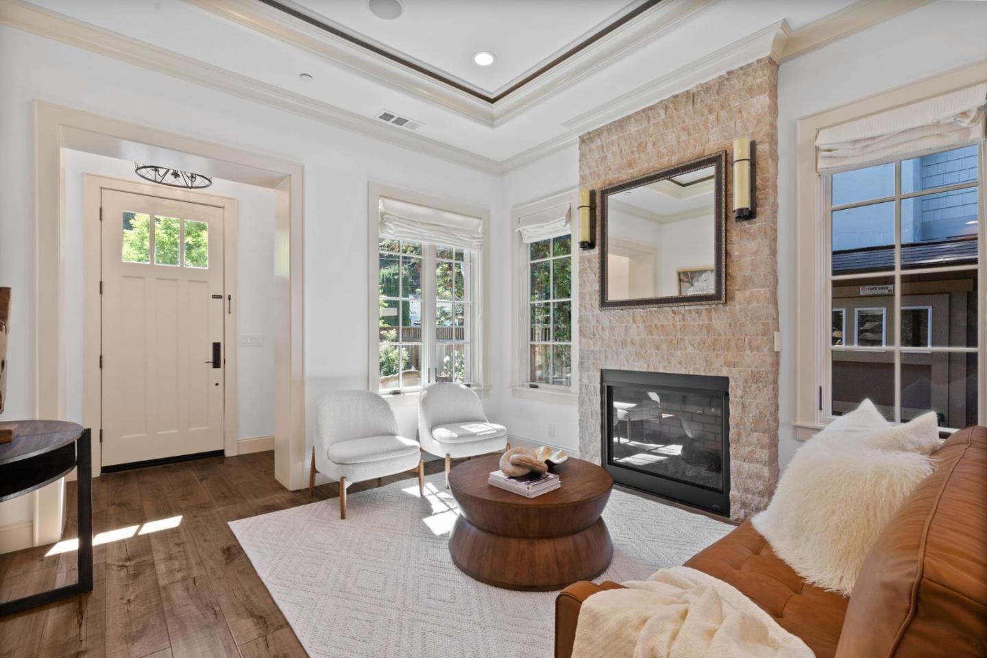 Detail Gallery Image 13 of 66 For 115 Yosemite Way, Los Gatos,  CA 95030 - 5 Beds | 4 Baths