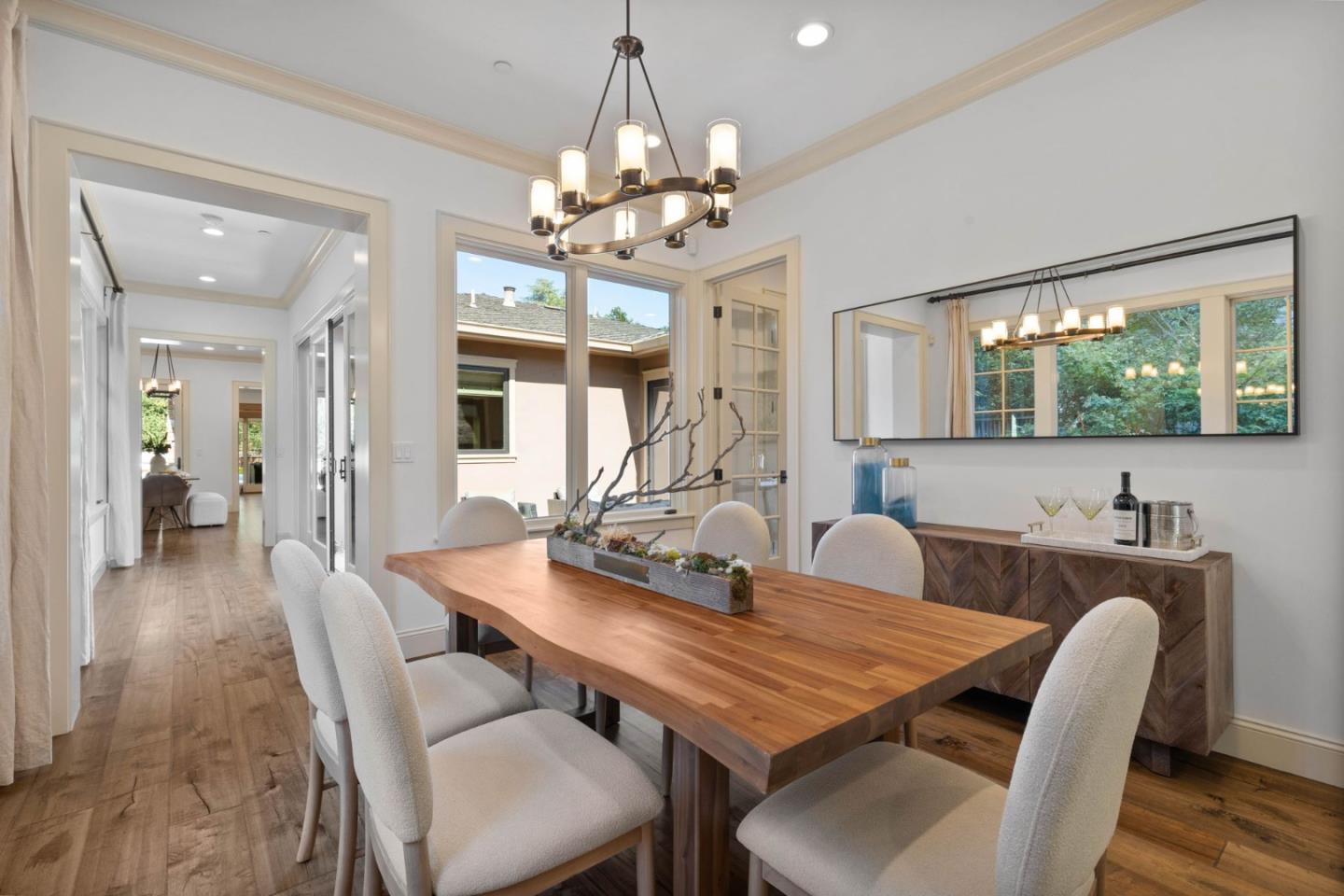 Detail Gallery Image 15 of 66 For 115 Yosemite Way, Los Gatos,  CA 95030 - 5 Beds | 4 Baths