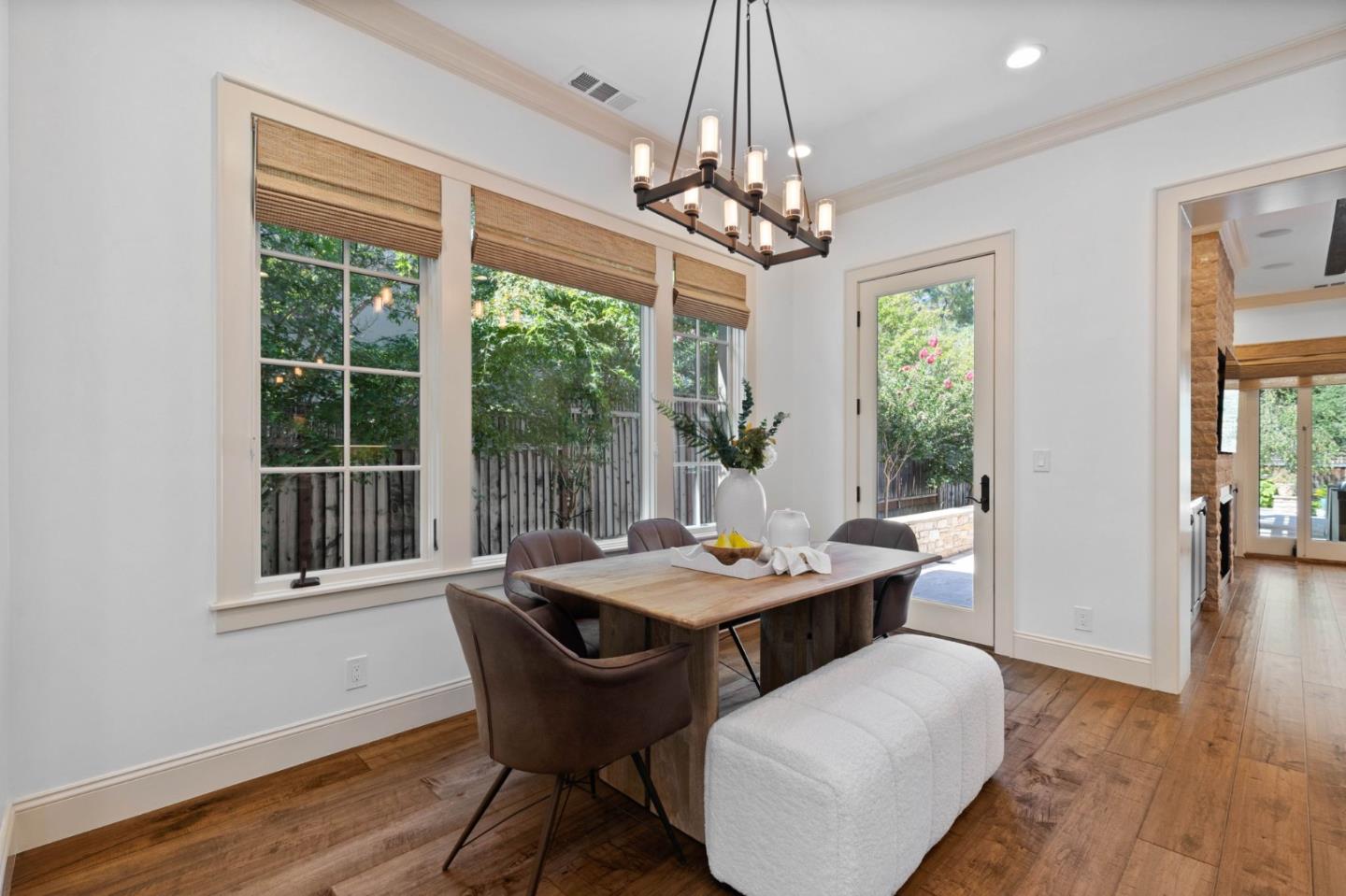 Detail Gallery Image 22 of 66 For 115 Yosemite Way, Los Gatos,  CA 95030 - 5 Beds | 4 Baths