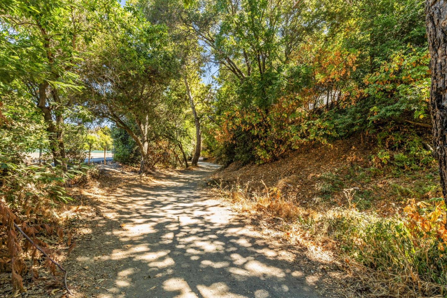 Detail Gallery Image 56 of 66 For 115 Yosemite Way, Los Gatos,  CA 95030 - 5 Beds | 4 Baths